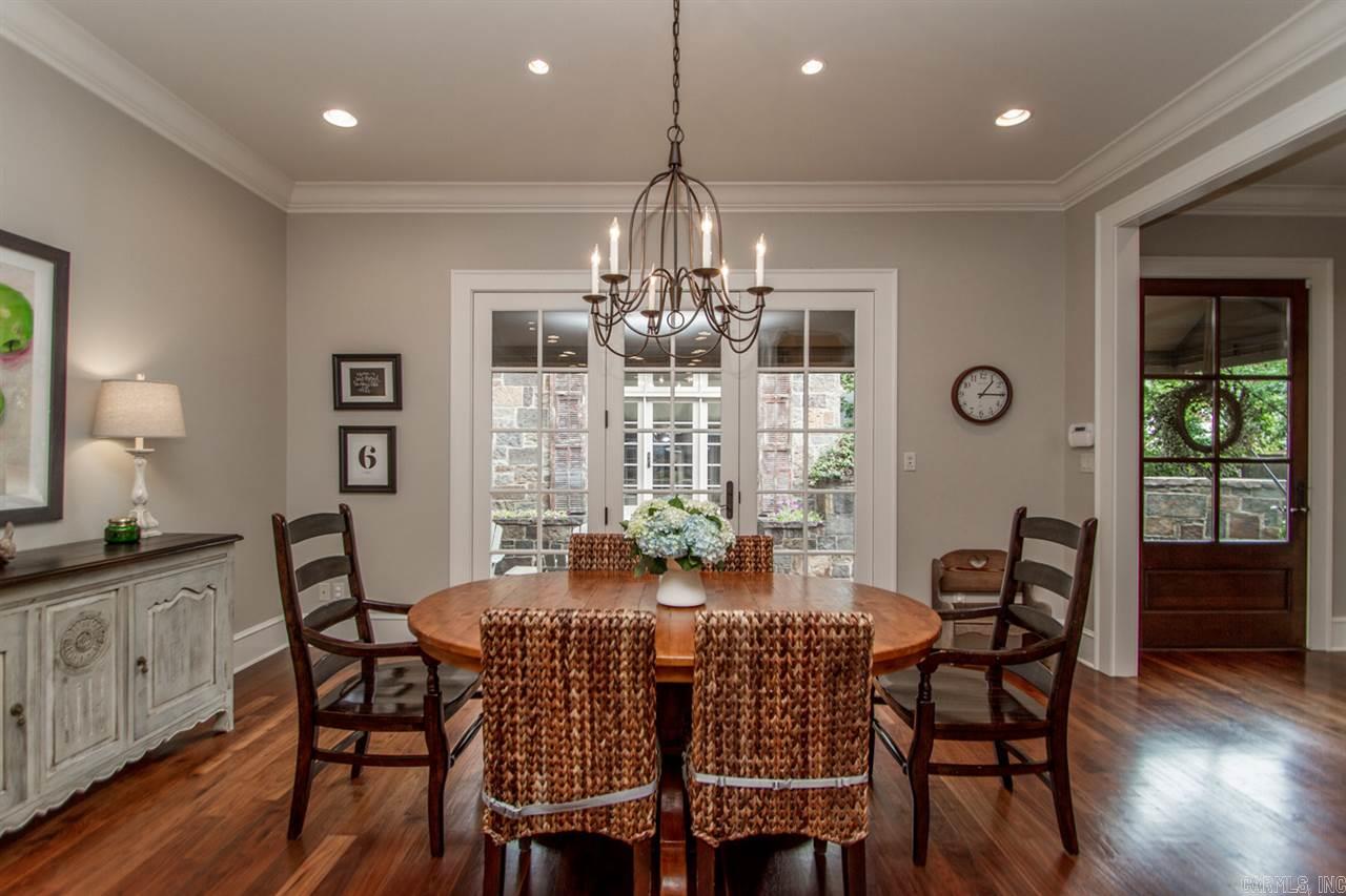 NEWTONS - Residential