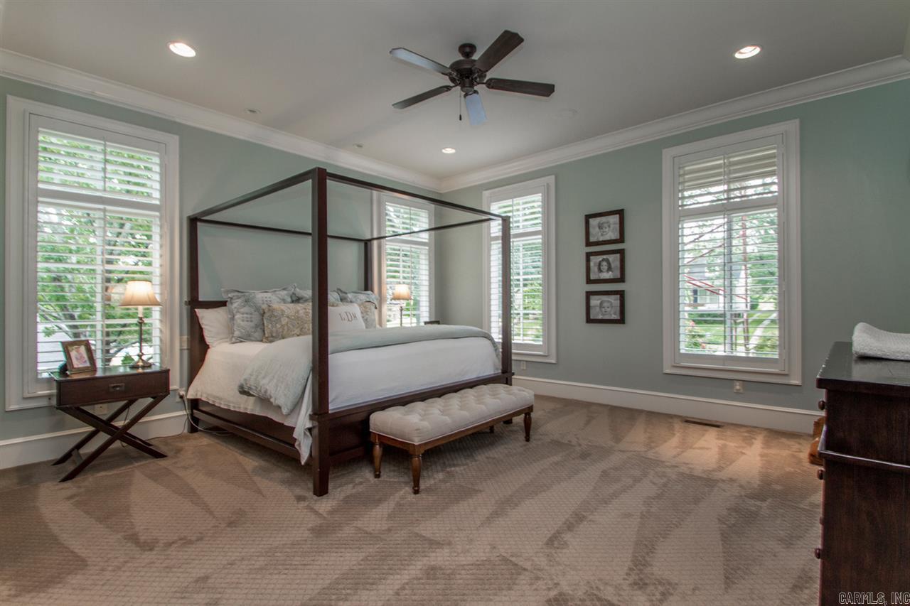 NEWTONS - Residential