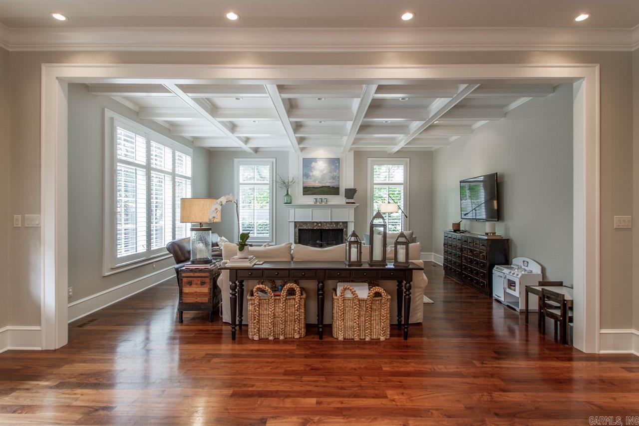 NEWTONS - Residential