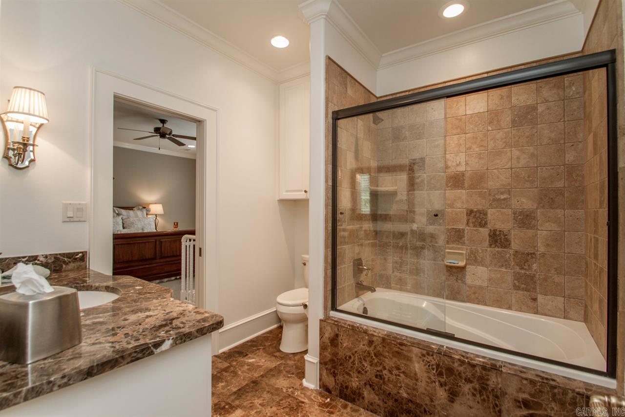 NEWTONS - Residential