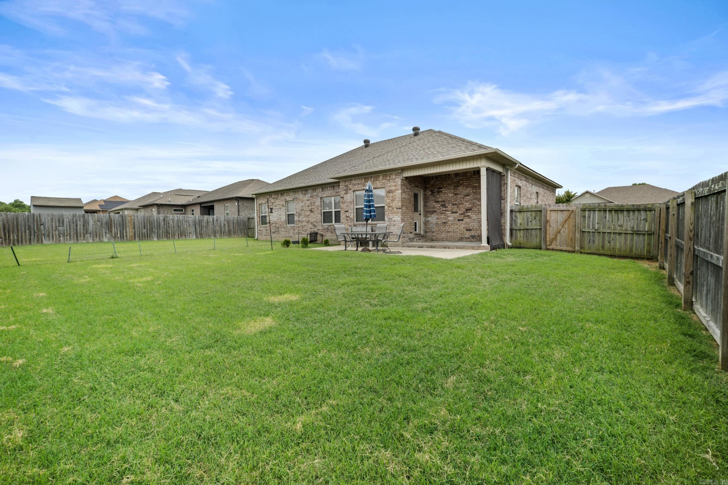 STONEHENGE PLACE - Residential