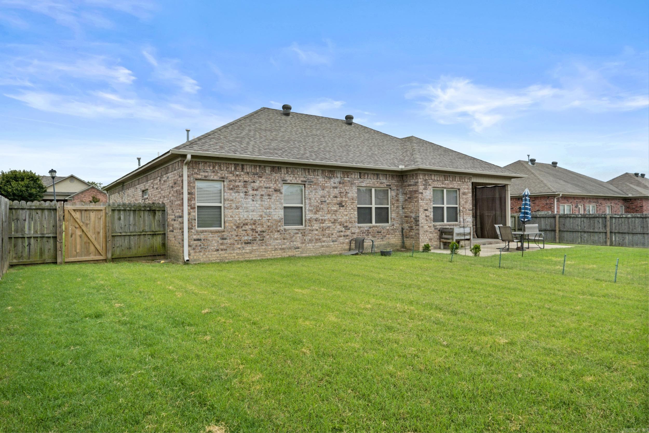 STONEHENGE PLACE - Residential