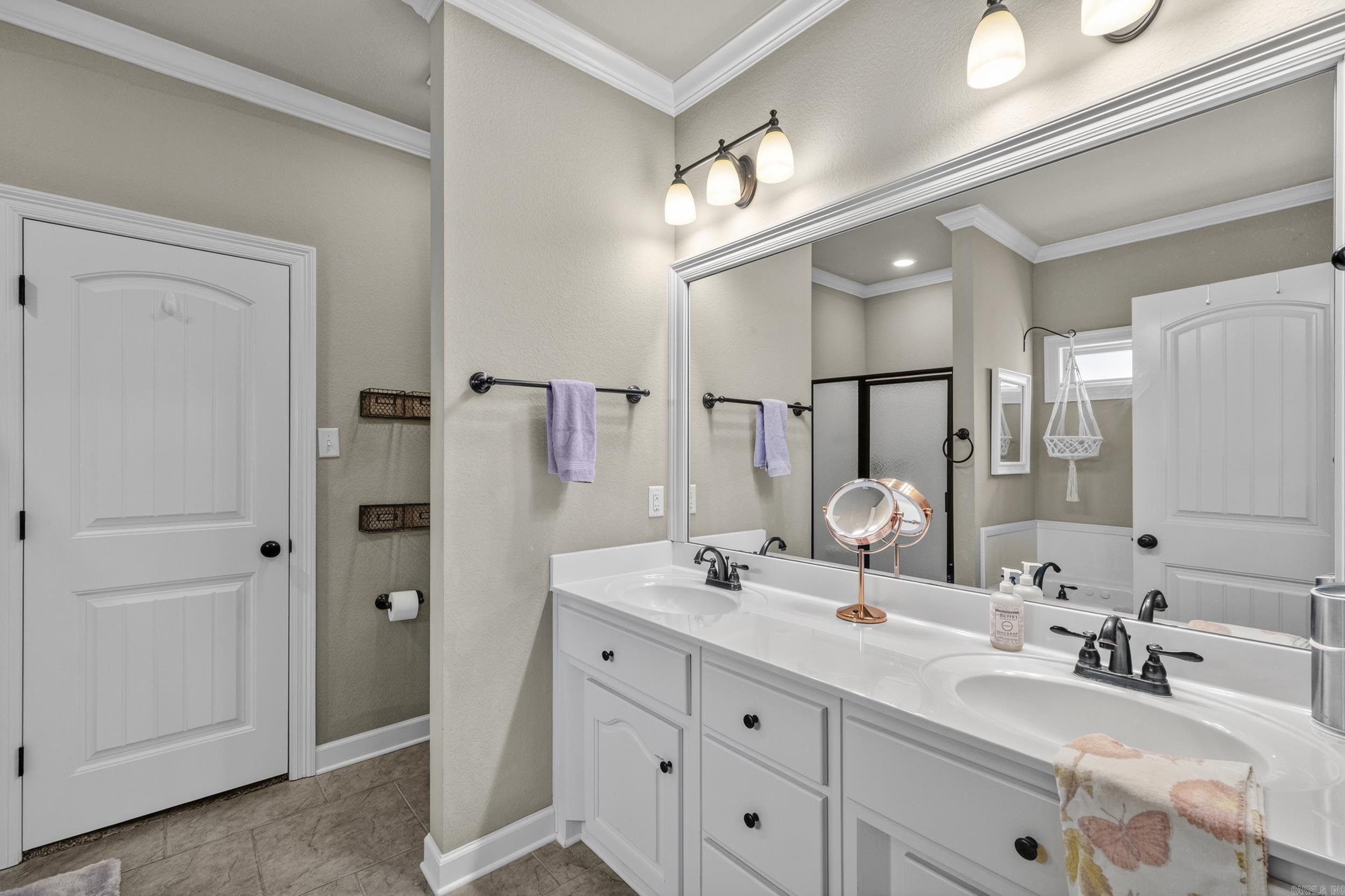 STONEHENGE PLACE - Residential