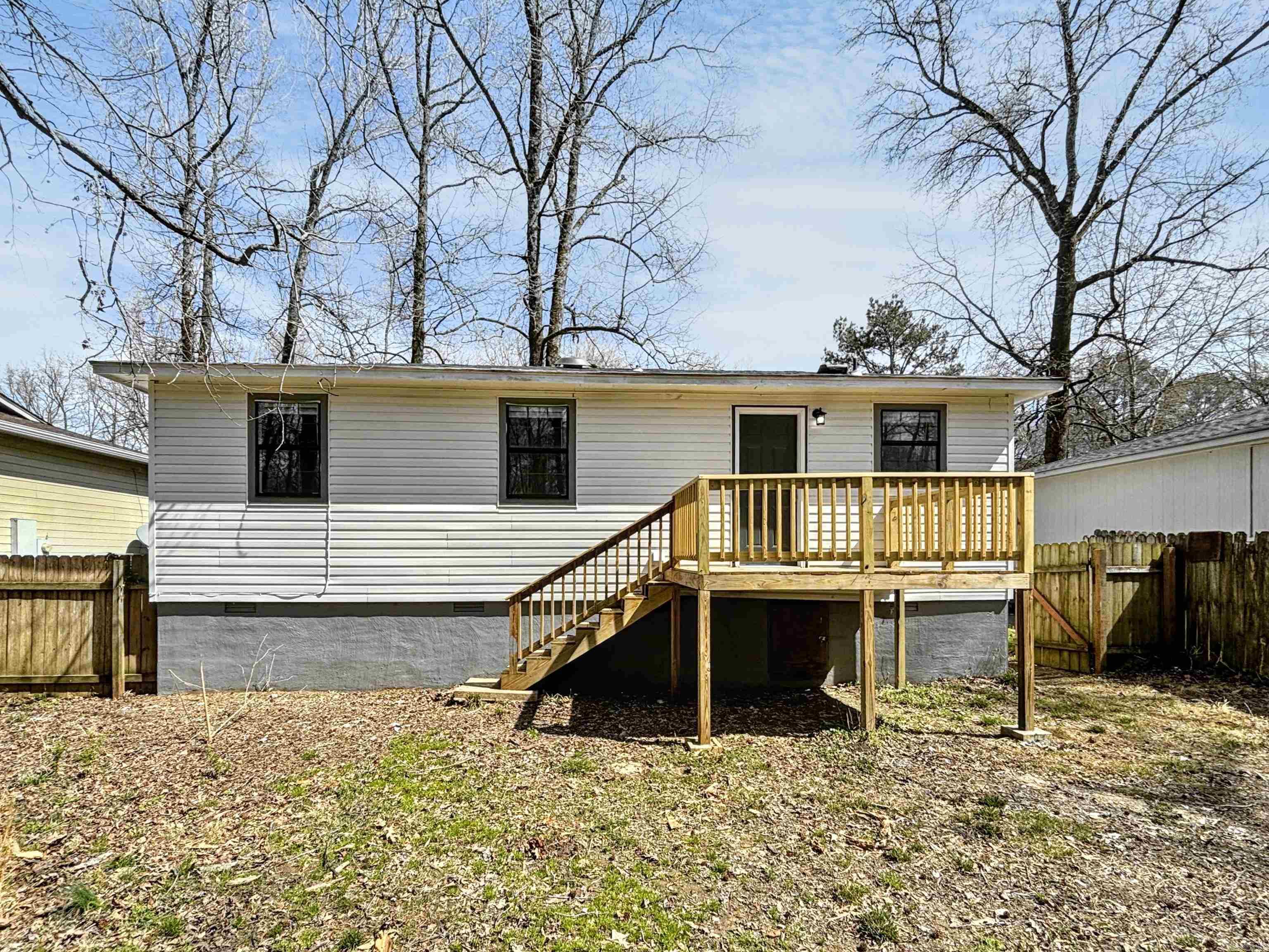 HACKBERRY KNOLL - Residential