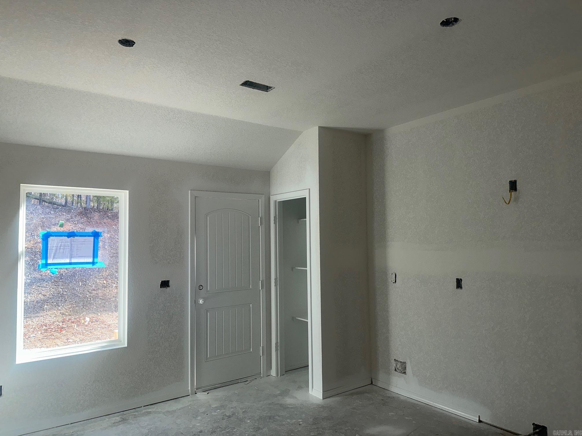 HILLDALE CROSSING - Residential