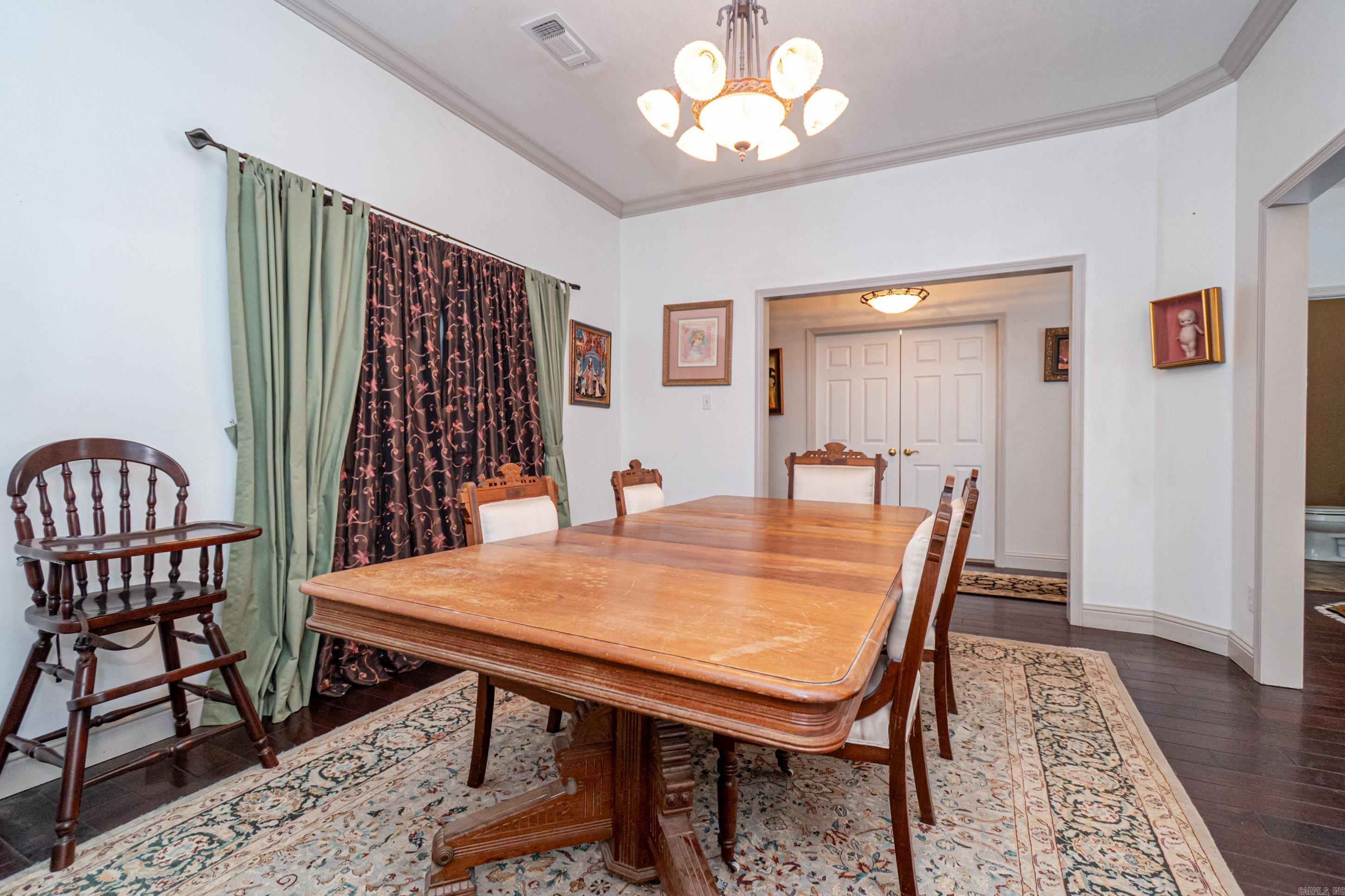 MEADOW HILLS - Residential