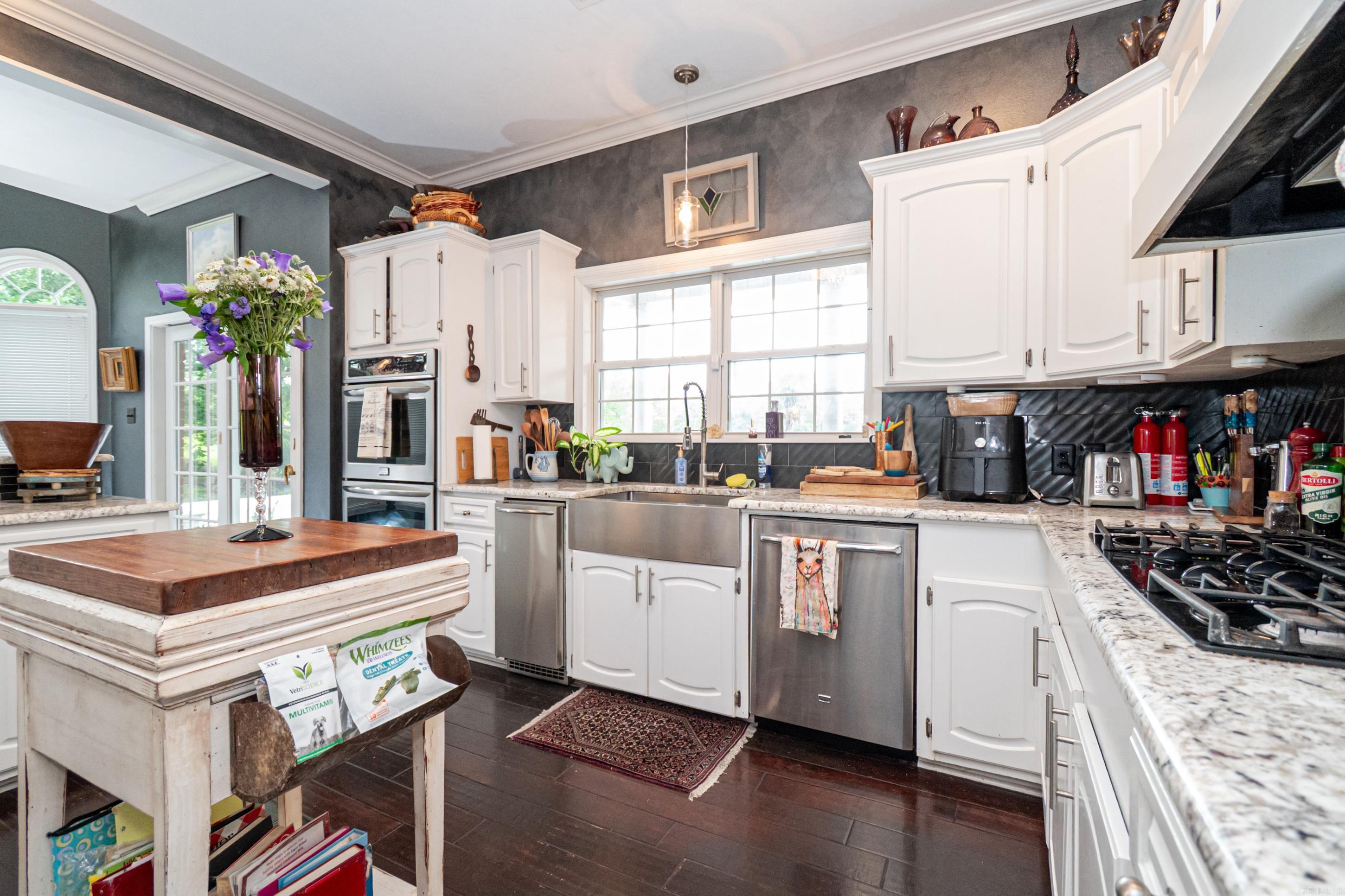MEADOW HILLS - Residential