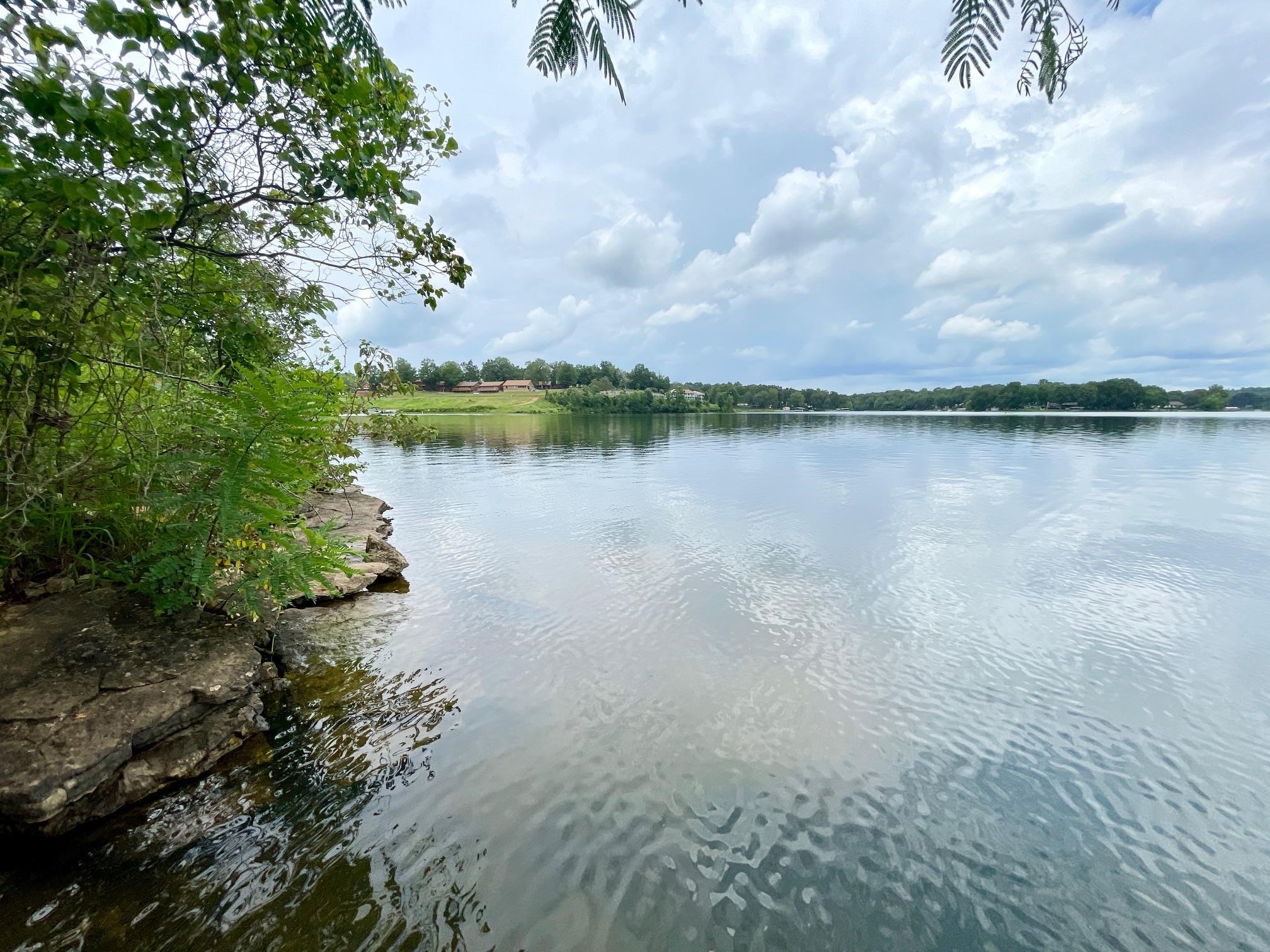 CROWN VIEW - Land