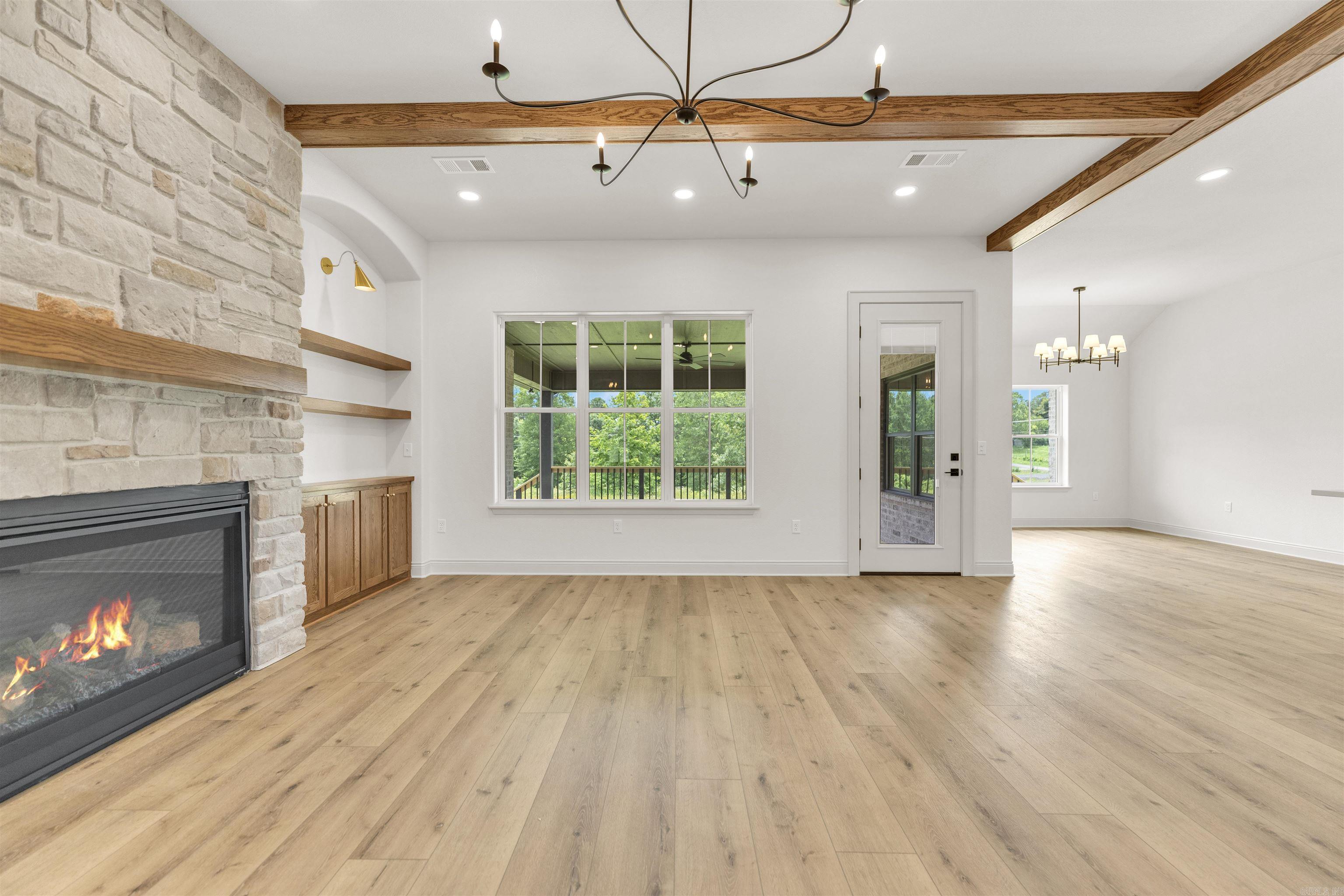 THE VILLAGE AT PRAIRIE CREEK - Residential