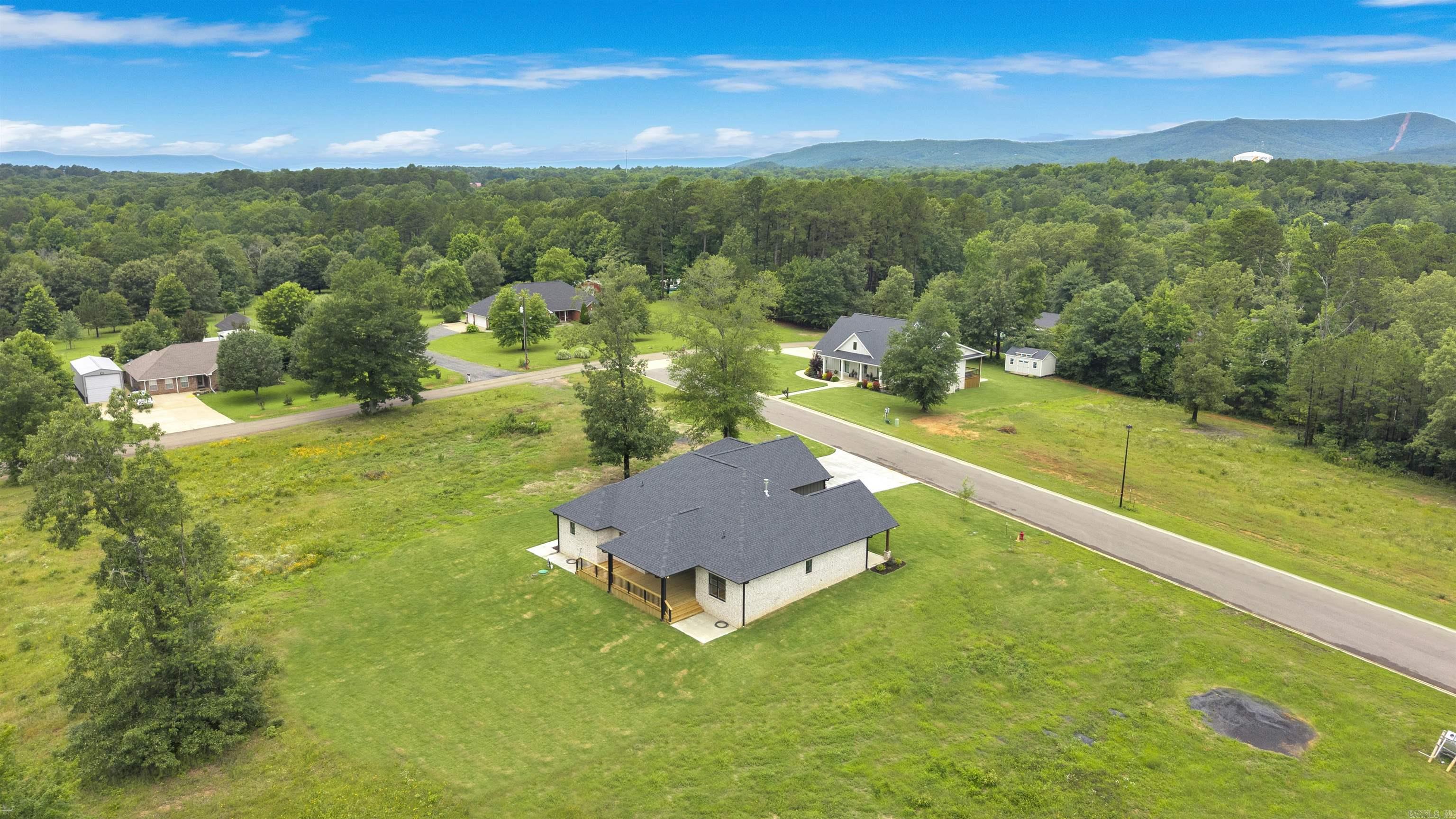 THE VILLAGE AT PRAIRIE CREEK - Residential