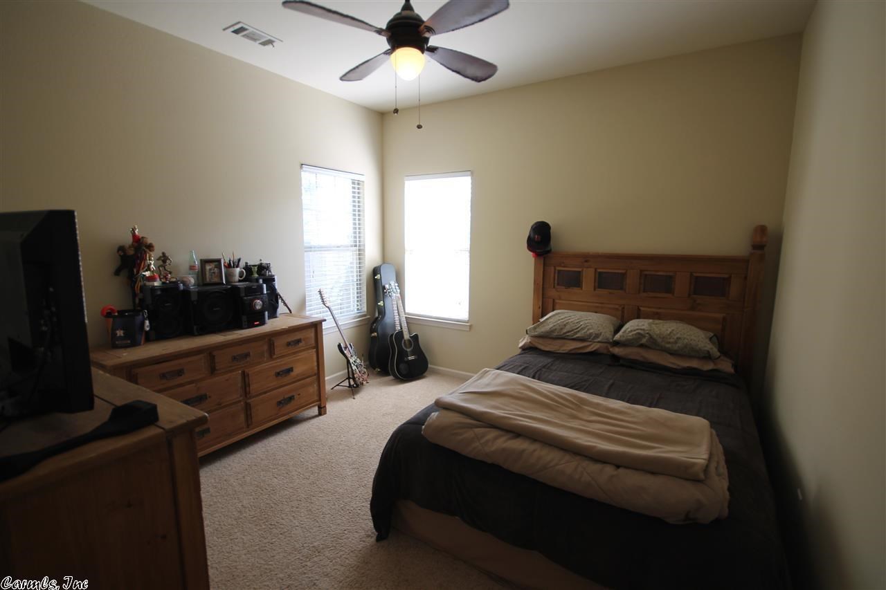 SILVER SPRINGS - Residential