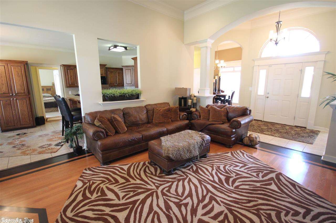 SILVER SPRINGS - Residential