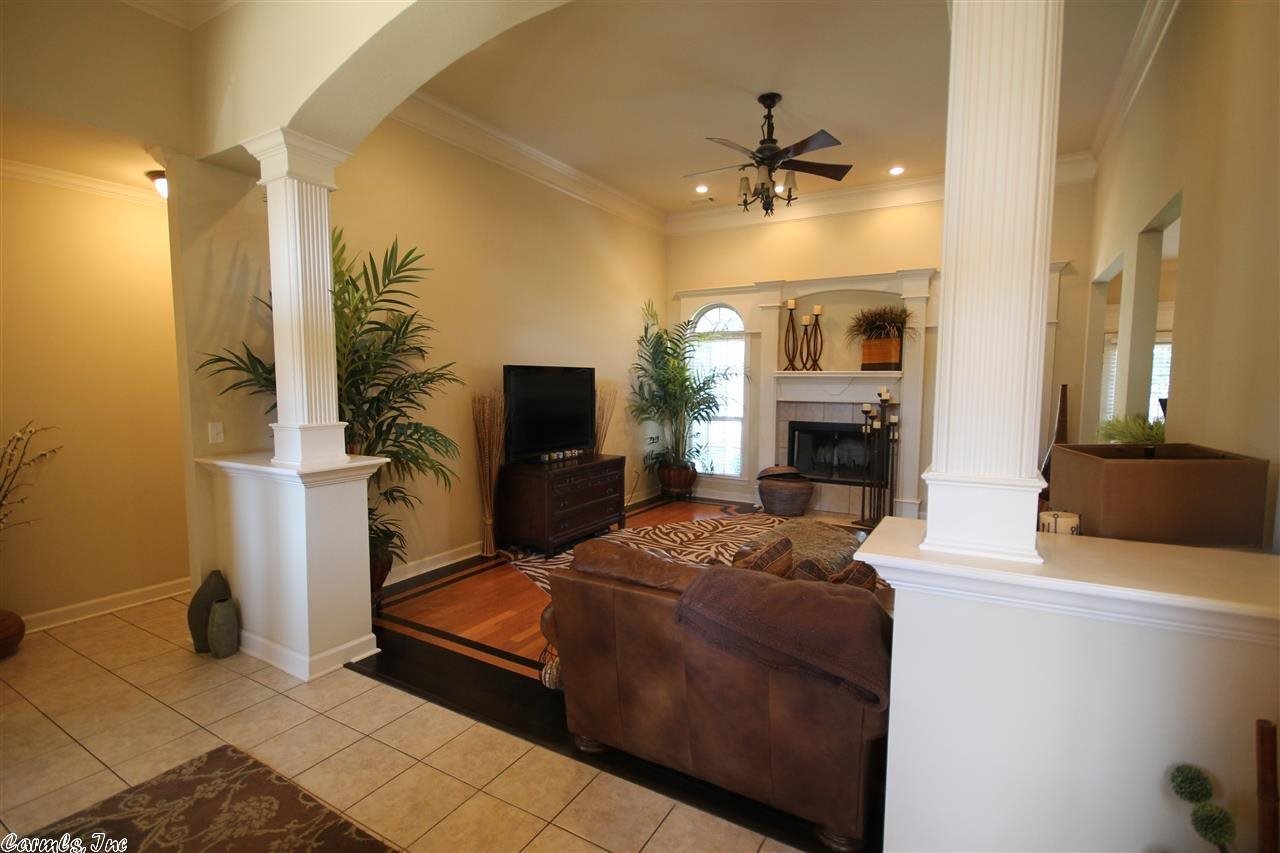 SILVER SPRINGS - Residential