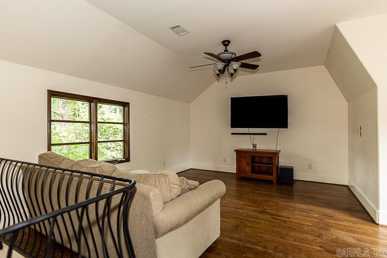 Newtons - Residential