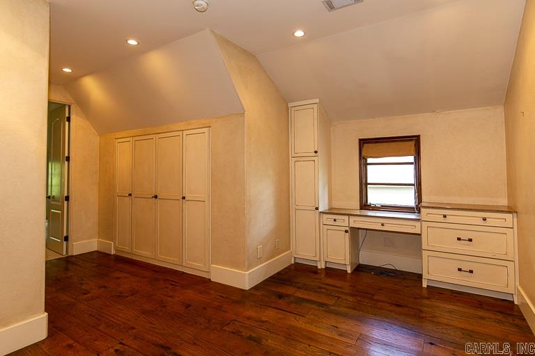 Newtons - Residential