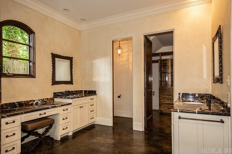 Newtons - Residential
