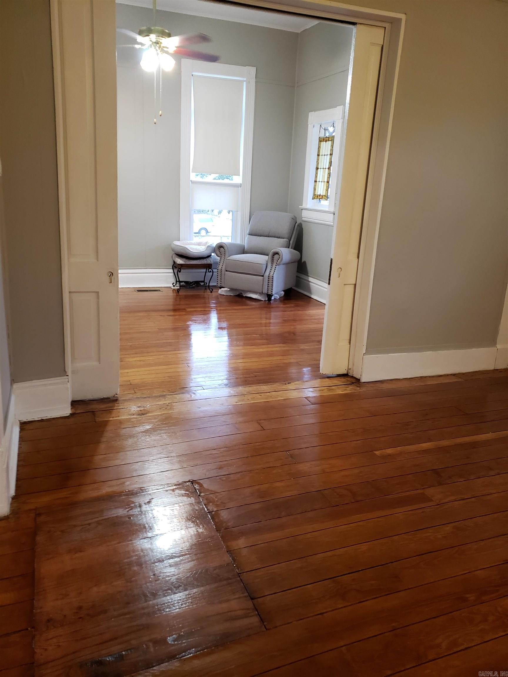 COLLINS - Residential