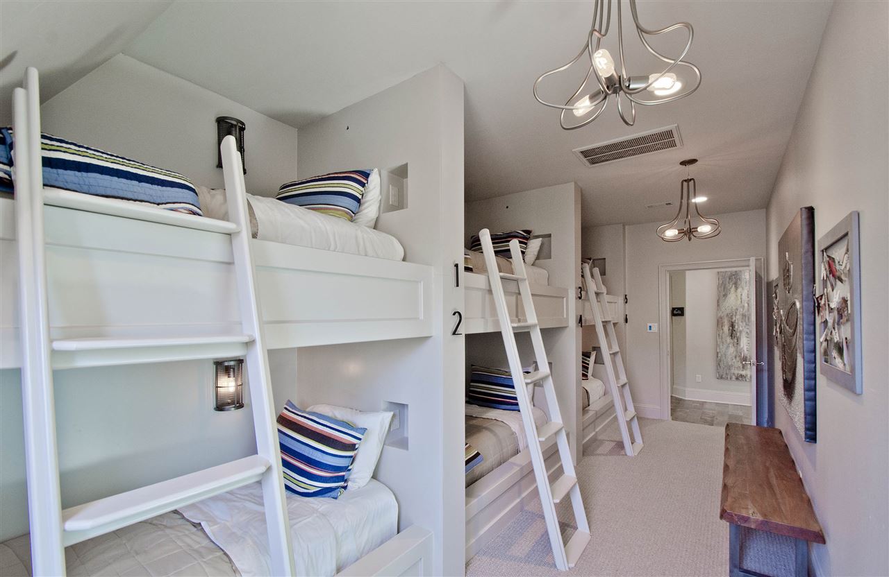 BAYVIEW ESTATES - Residential