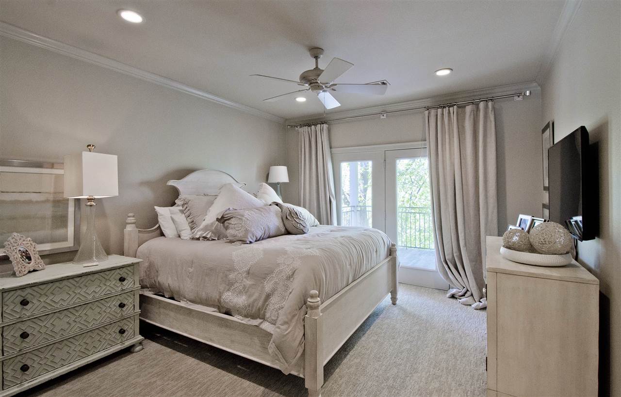 BAYVIEW ESTATES - Residential