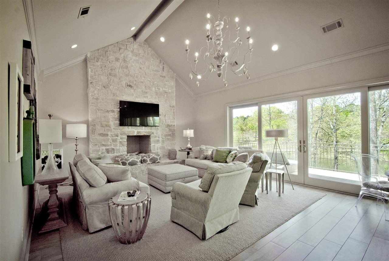 BAYVIEW ESTATES - Residential