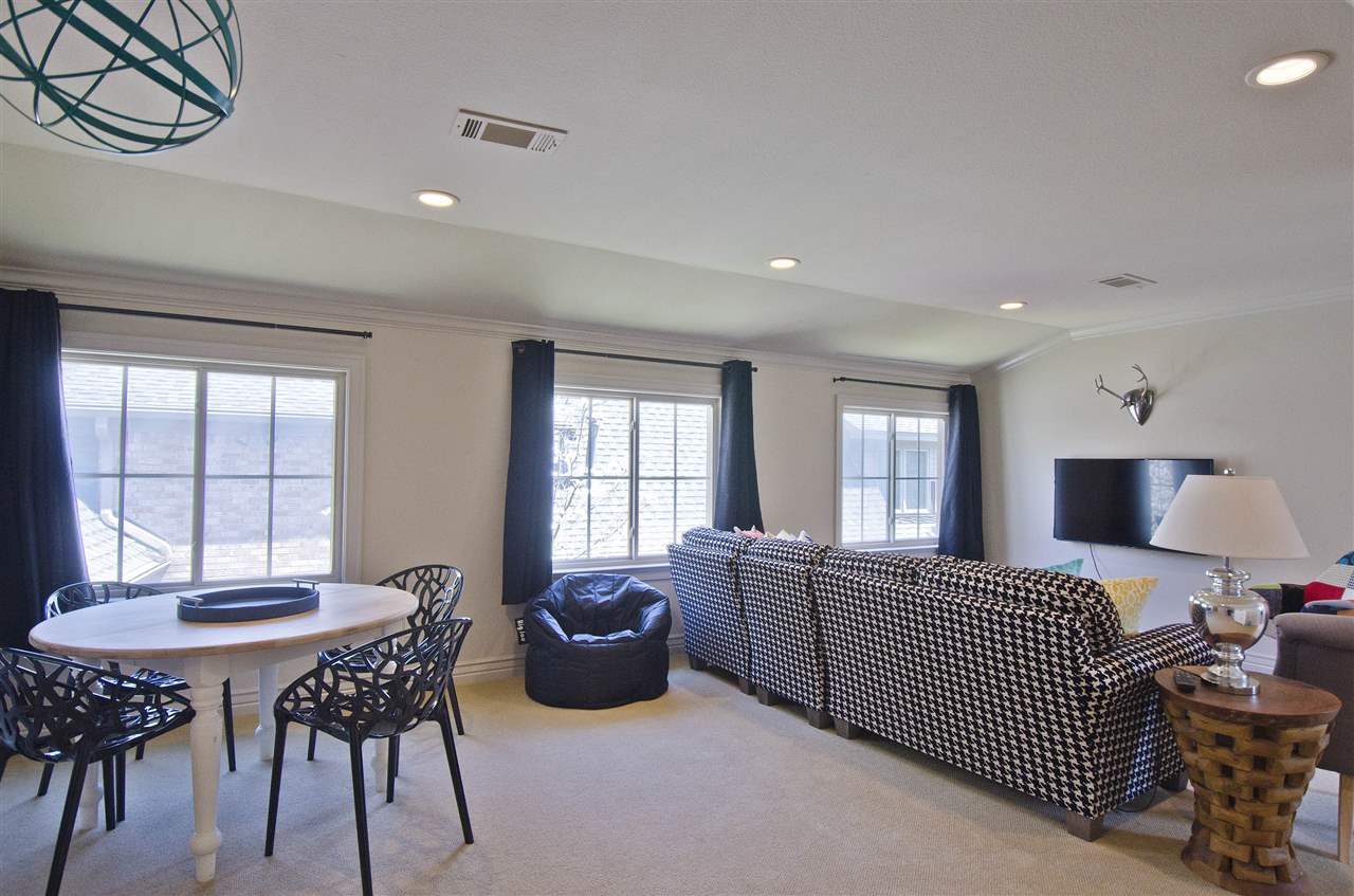 BAYVIEW ESTATES - Residential