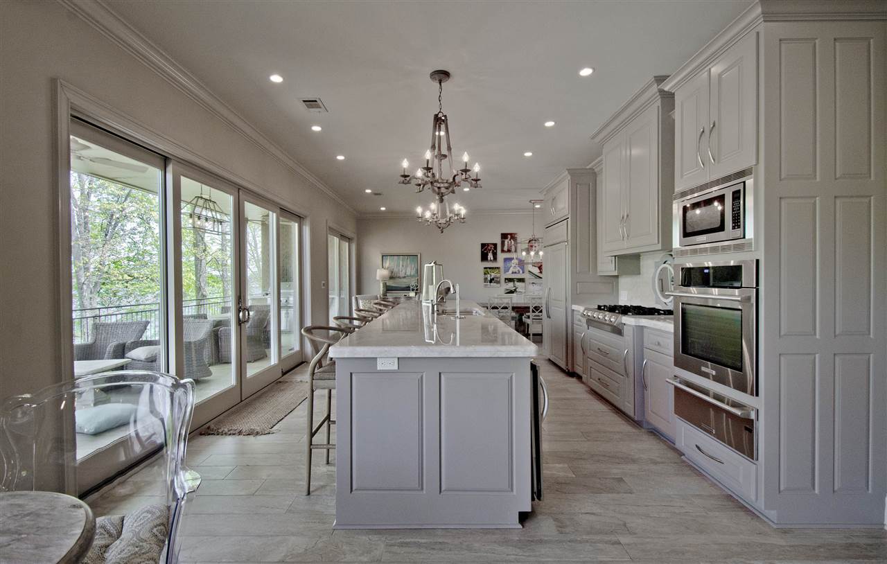 BAYVIEW ESTATES - Residential