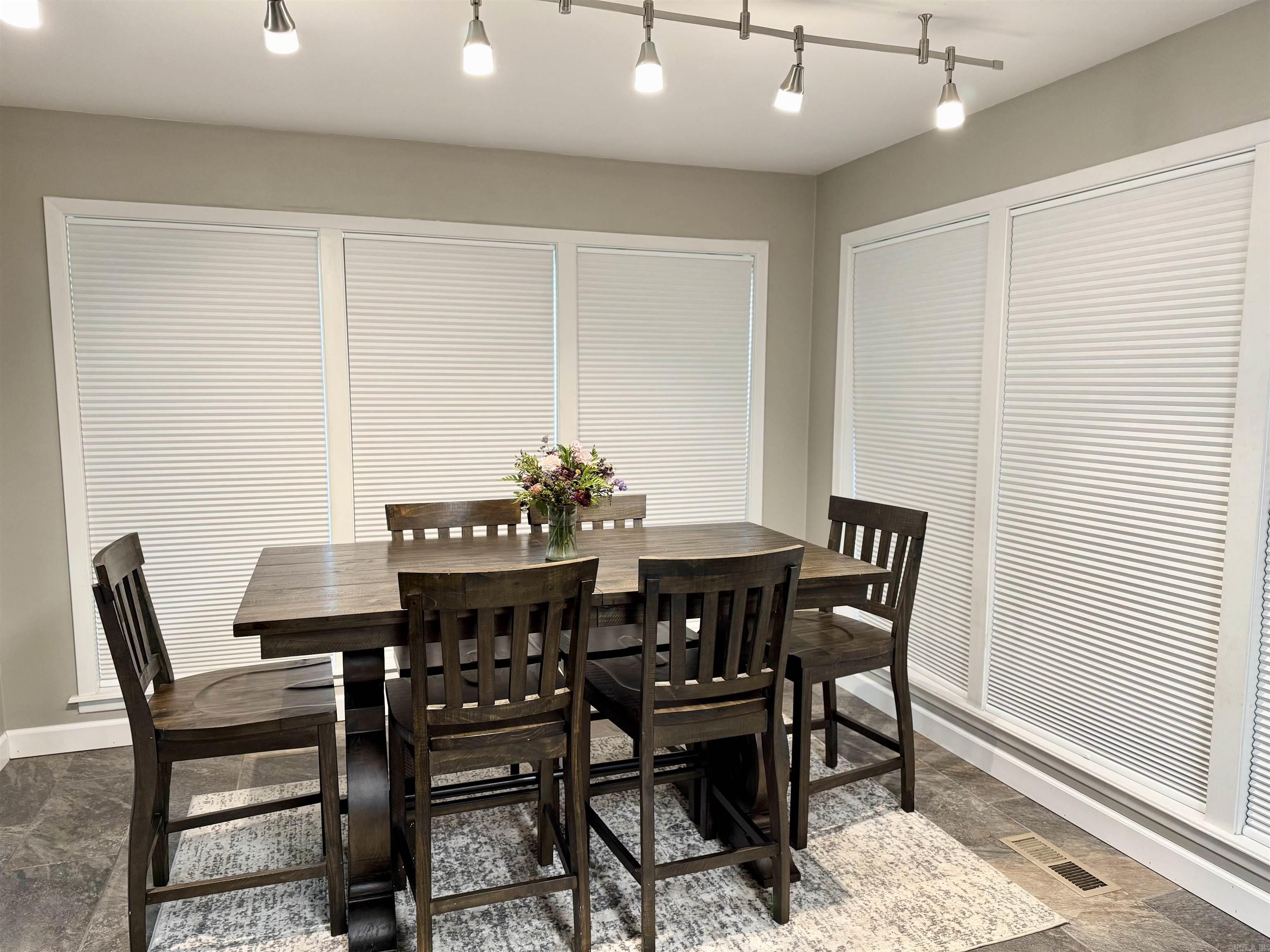 Heber Springs-Inside - Residential