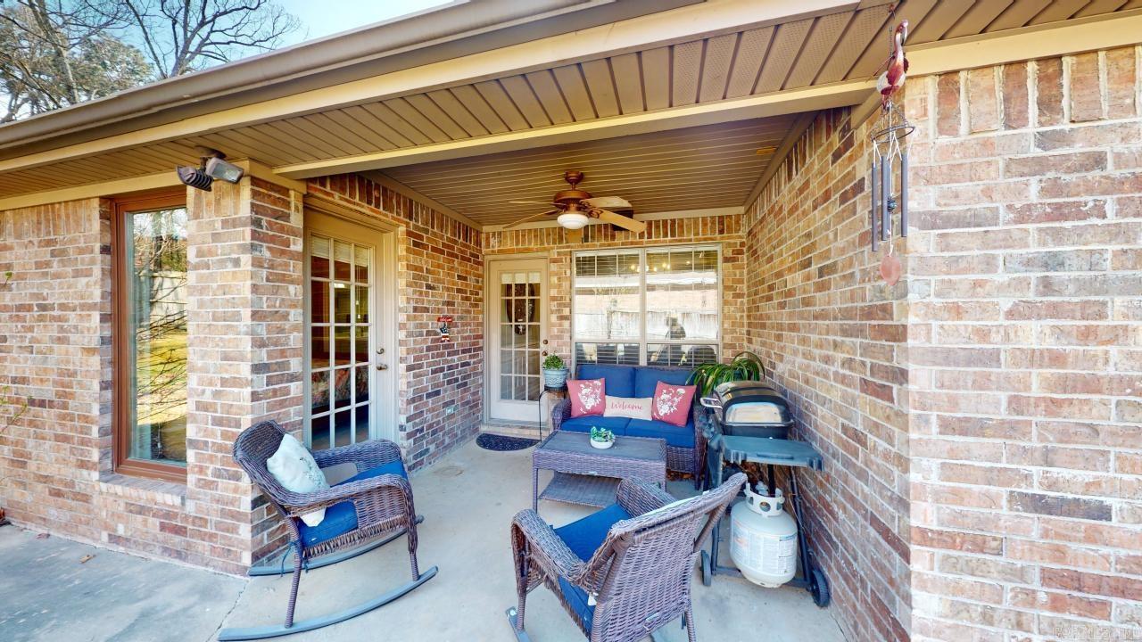 COUNTRY CLUB OF ARK THE - Residential
