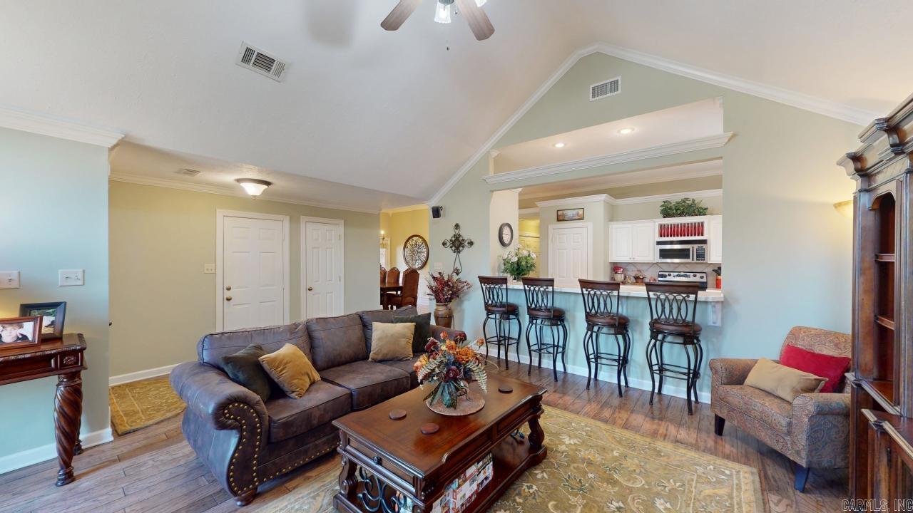COUNTRY CLUB OF ARK THE - Residential