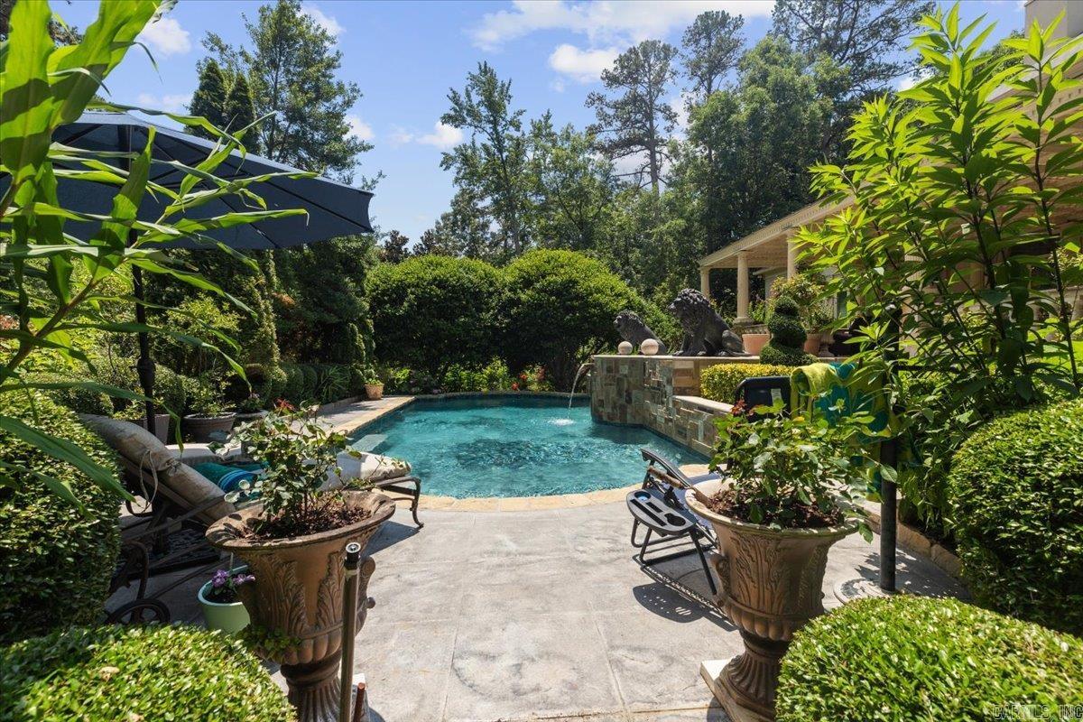 CHENAL VALLEY THE ESTATES - Residential