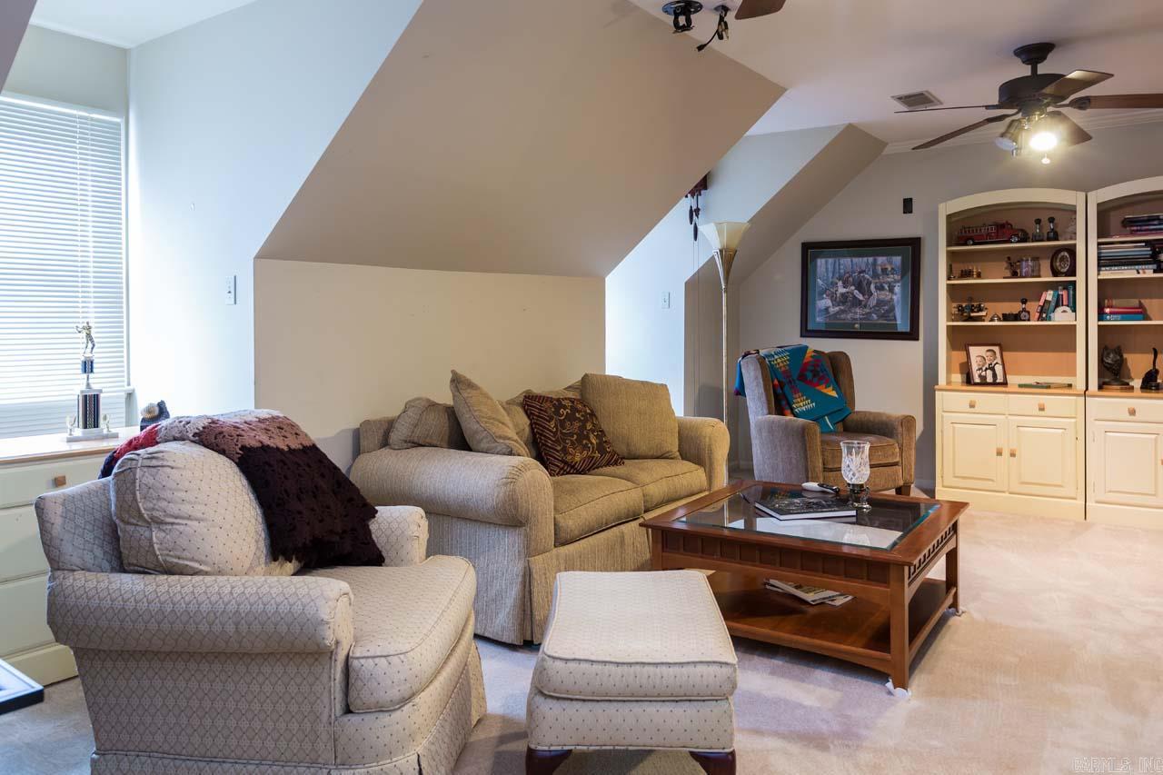LONGLEA MANOR ADDN - Residential