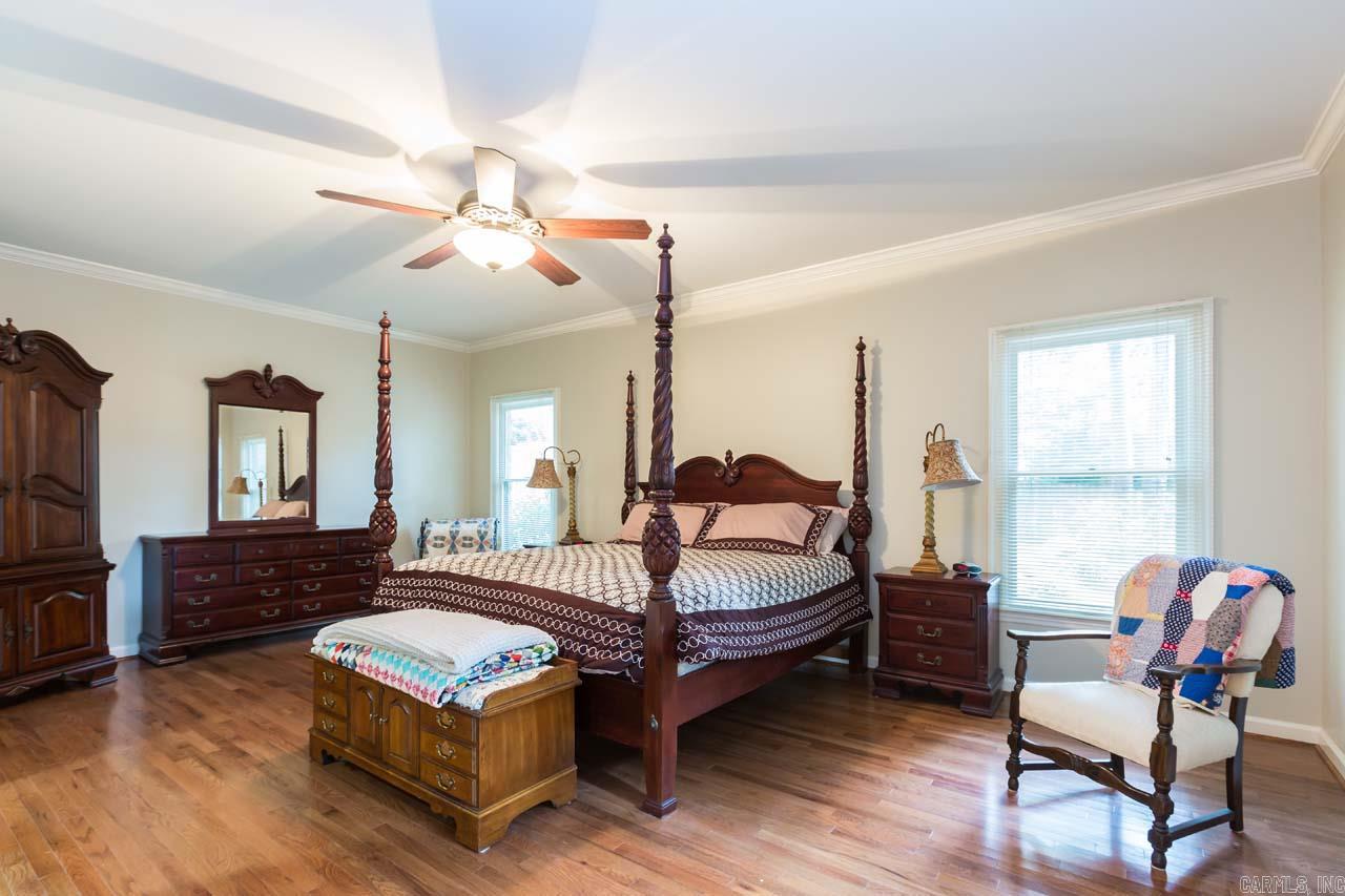 LONGLEA MANOR ADDN - Residential