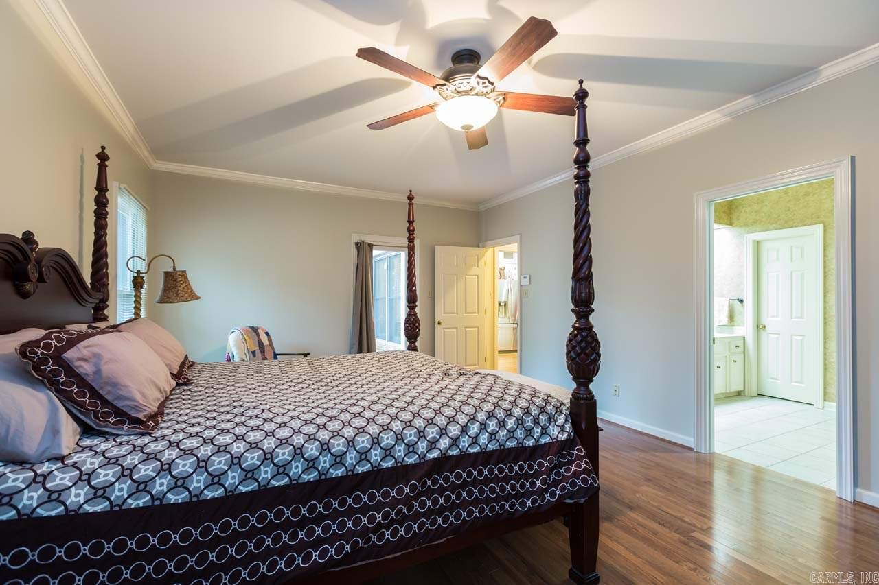 LONGLEA MANOR ADDN - Residential