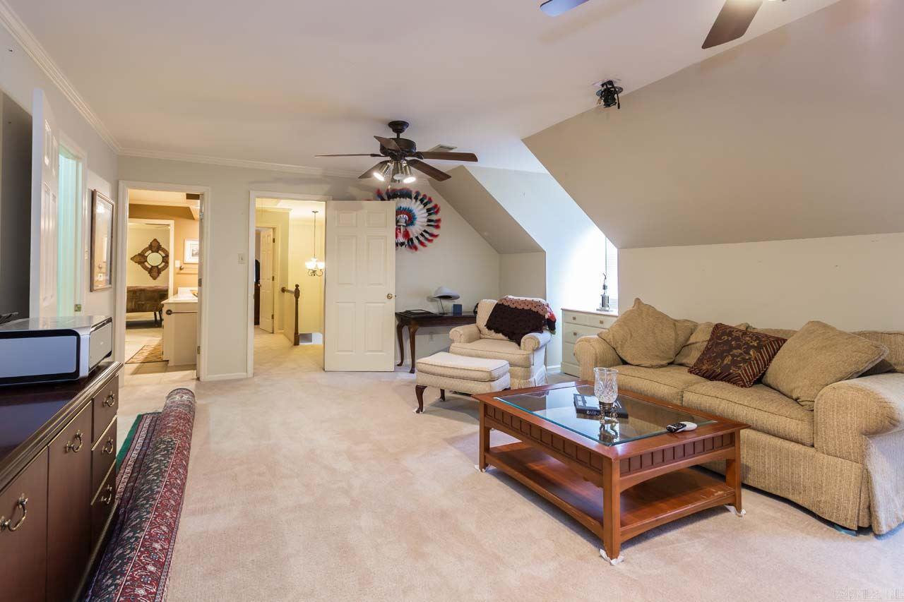 LONGLEA MANOR ADDN - Residential