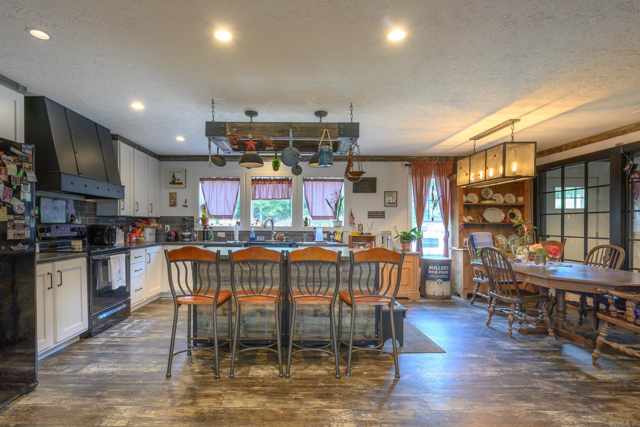 Mount Ida - Residential