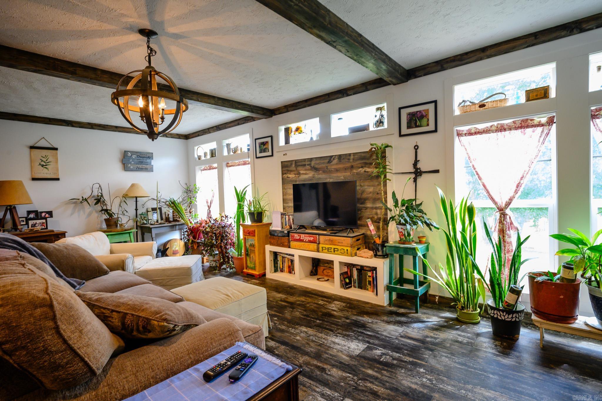 Mount Ida - Residential