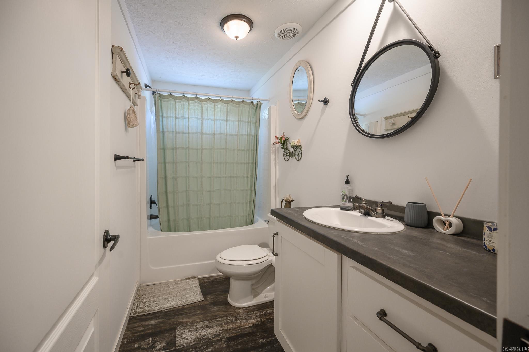 Mount Ida - Residential