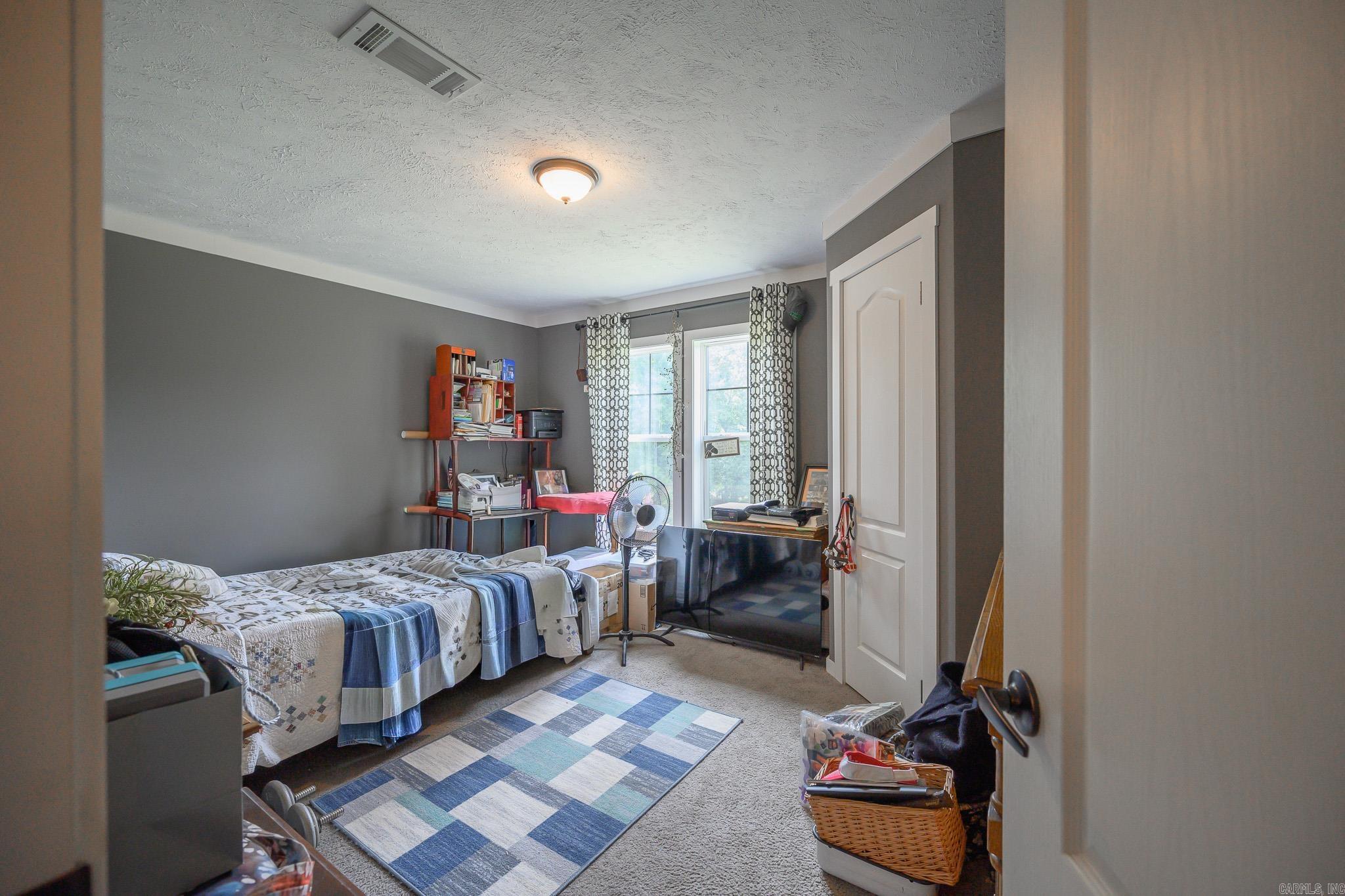Mount Ida - Residential