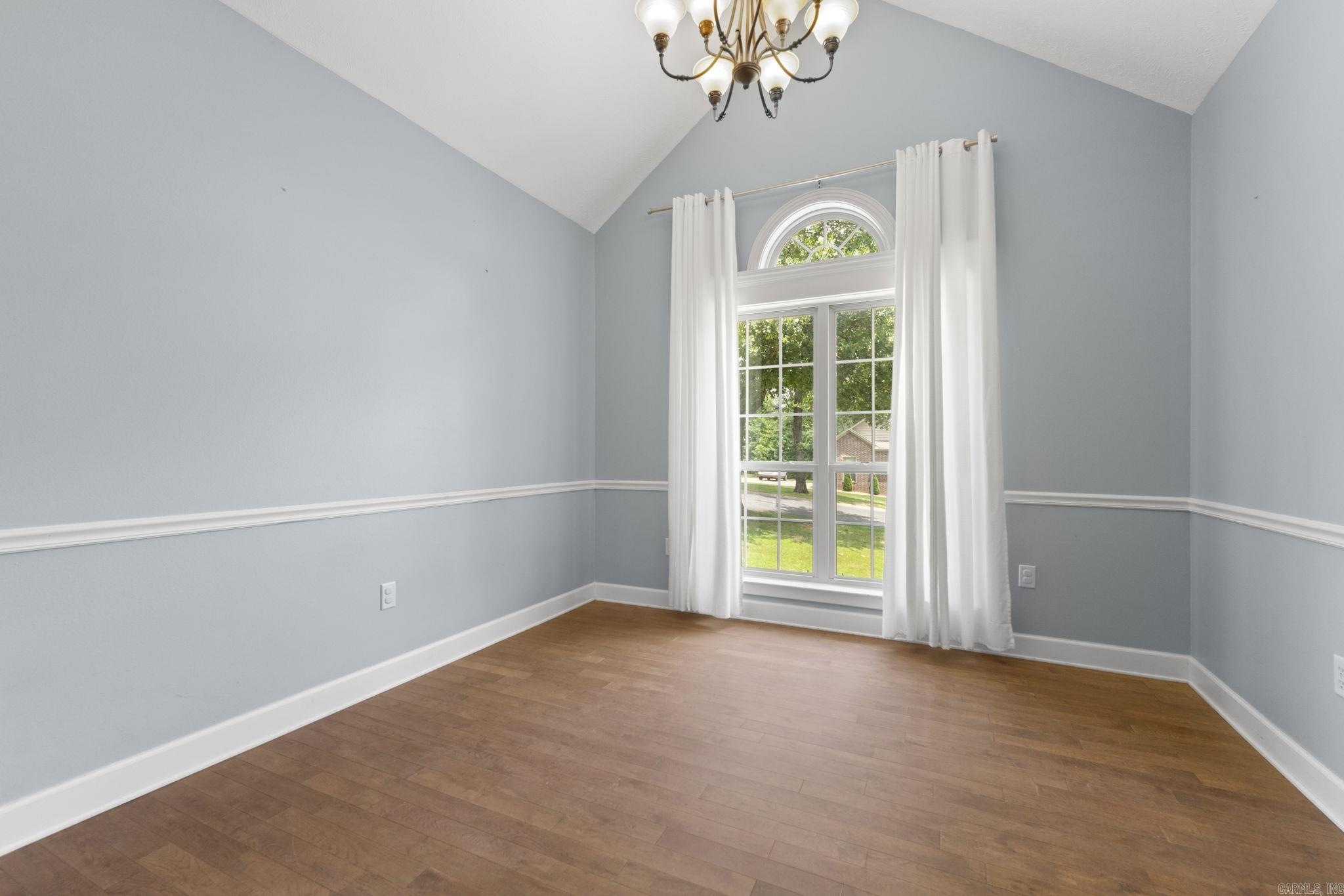 CEDAR KNOLLS & CEDAR VIEW - Residential