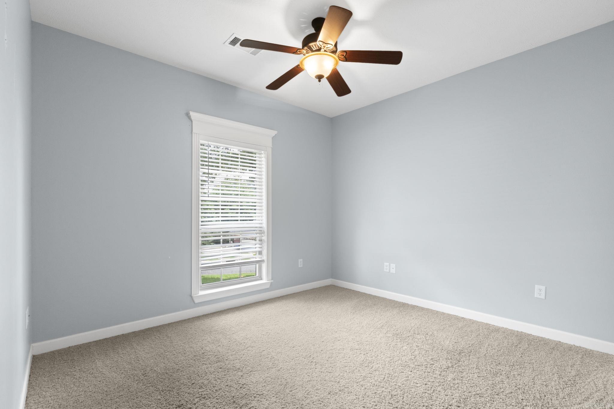 CEDAR KNOLLS & CEDAR VIEW - Residential