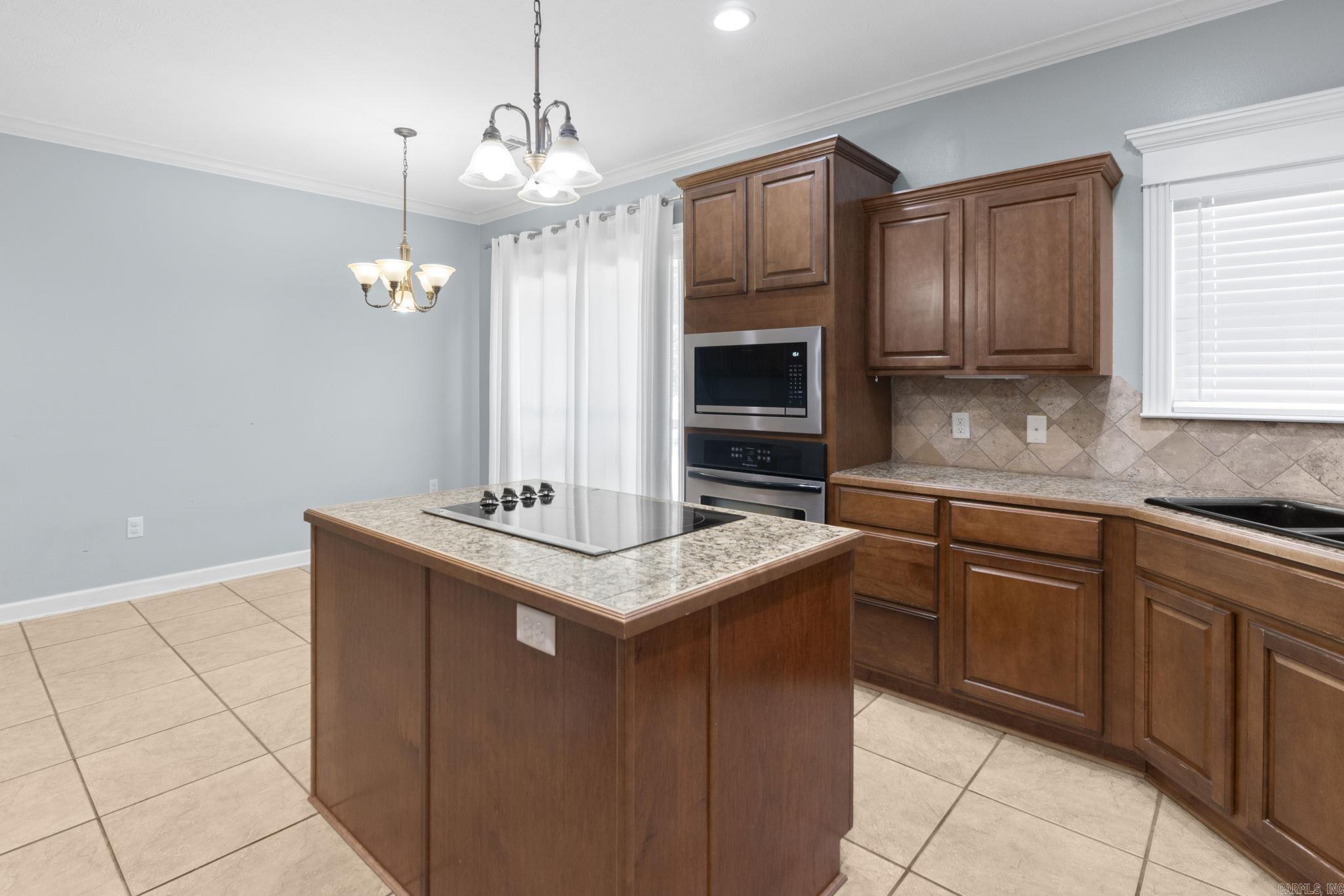 CEDAR KNOLLS & CEDAR VIEW - Residential