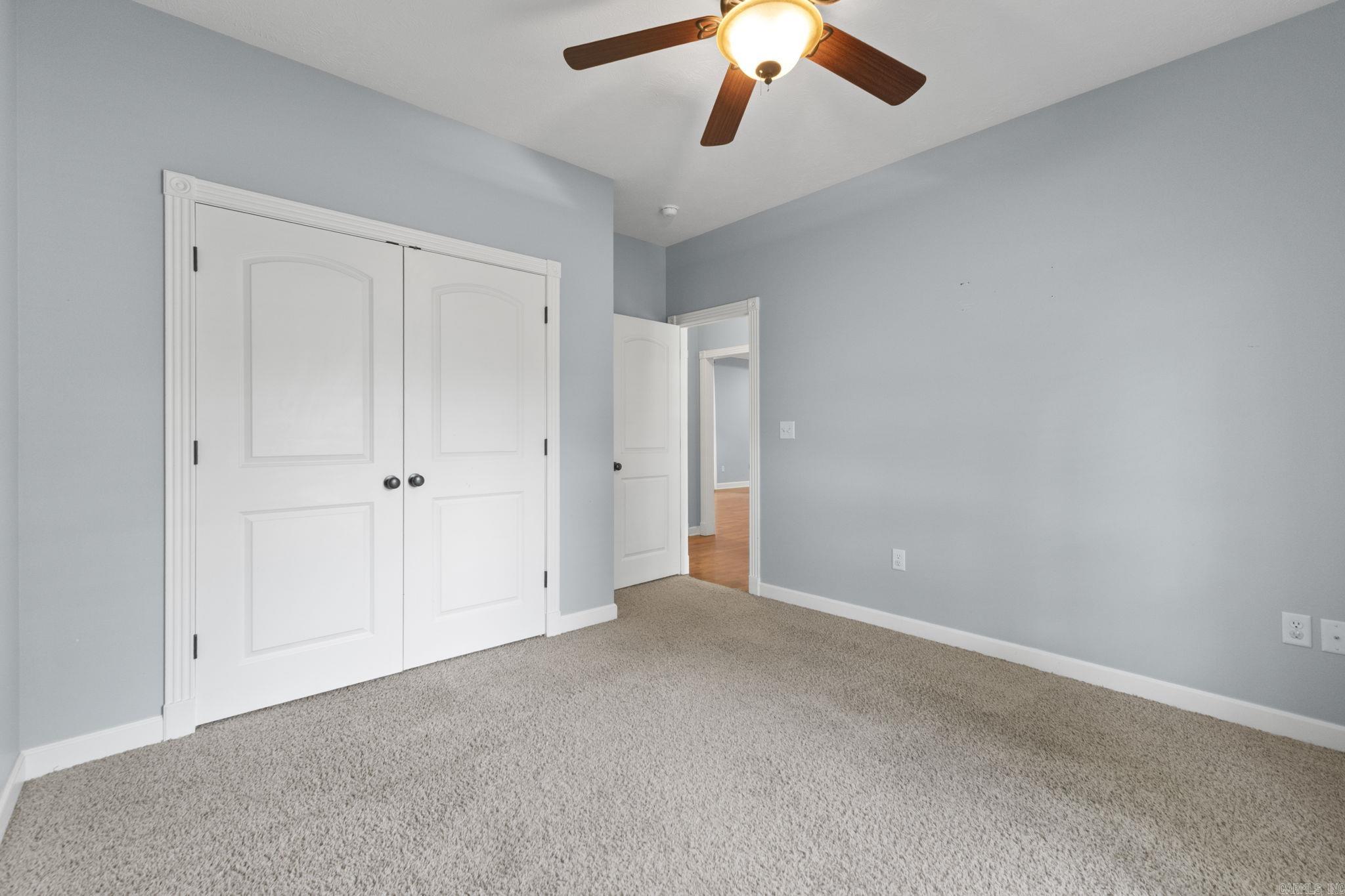 CEDAR KNOLLS & CEDAR VIEW - Residential