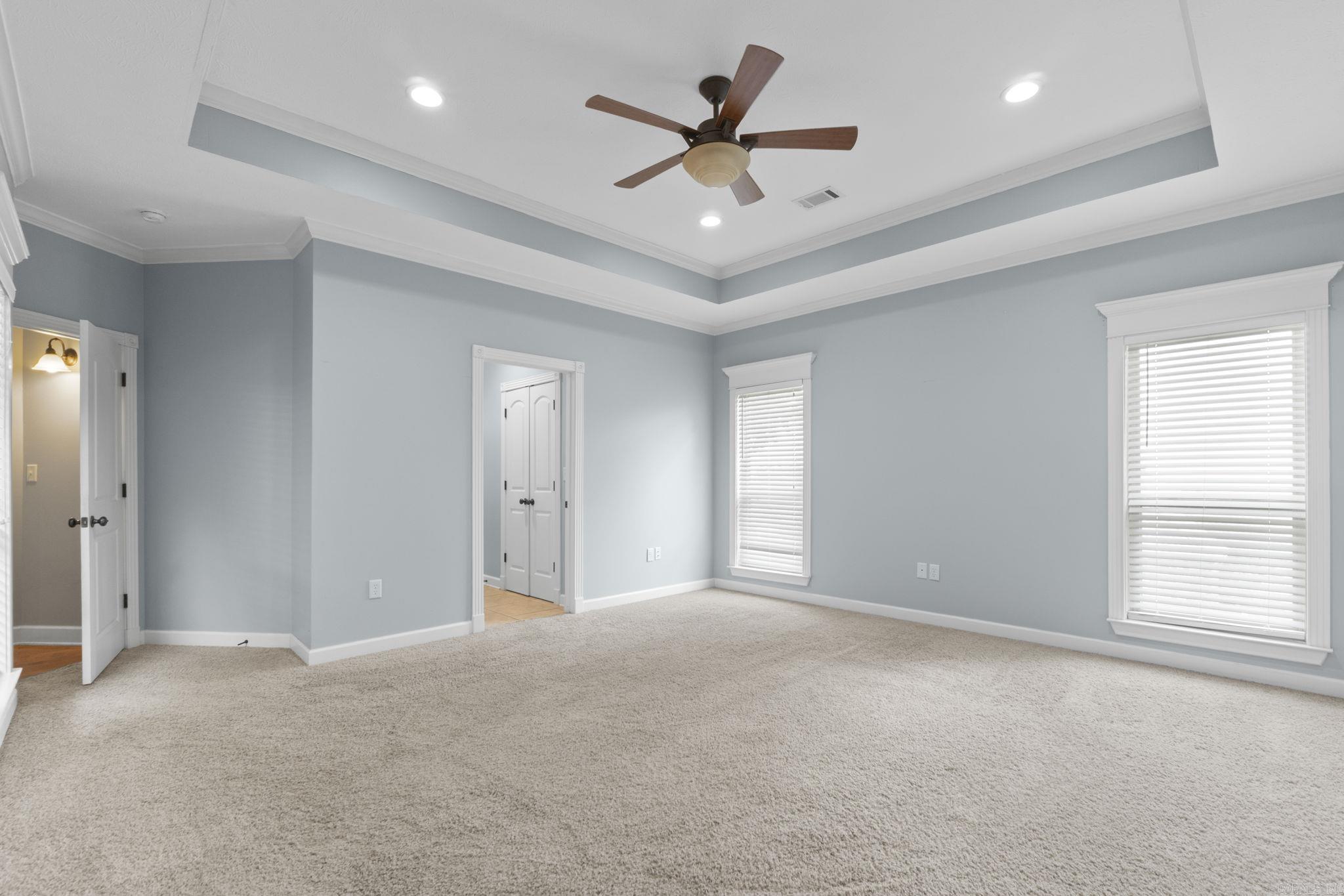 CEDAR KNOLLS & CEDAR VIEW - Residential