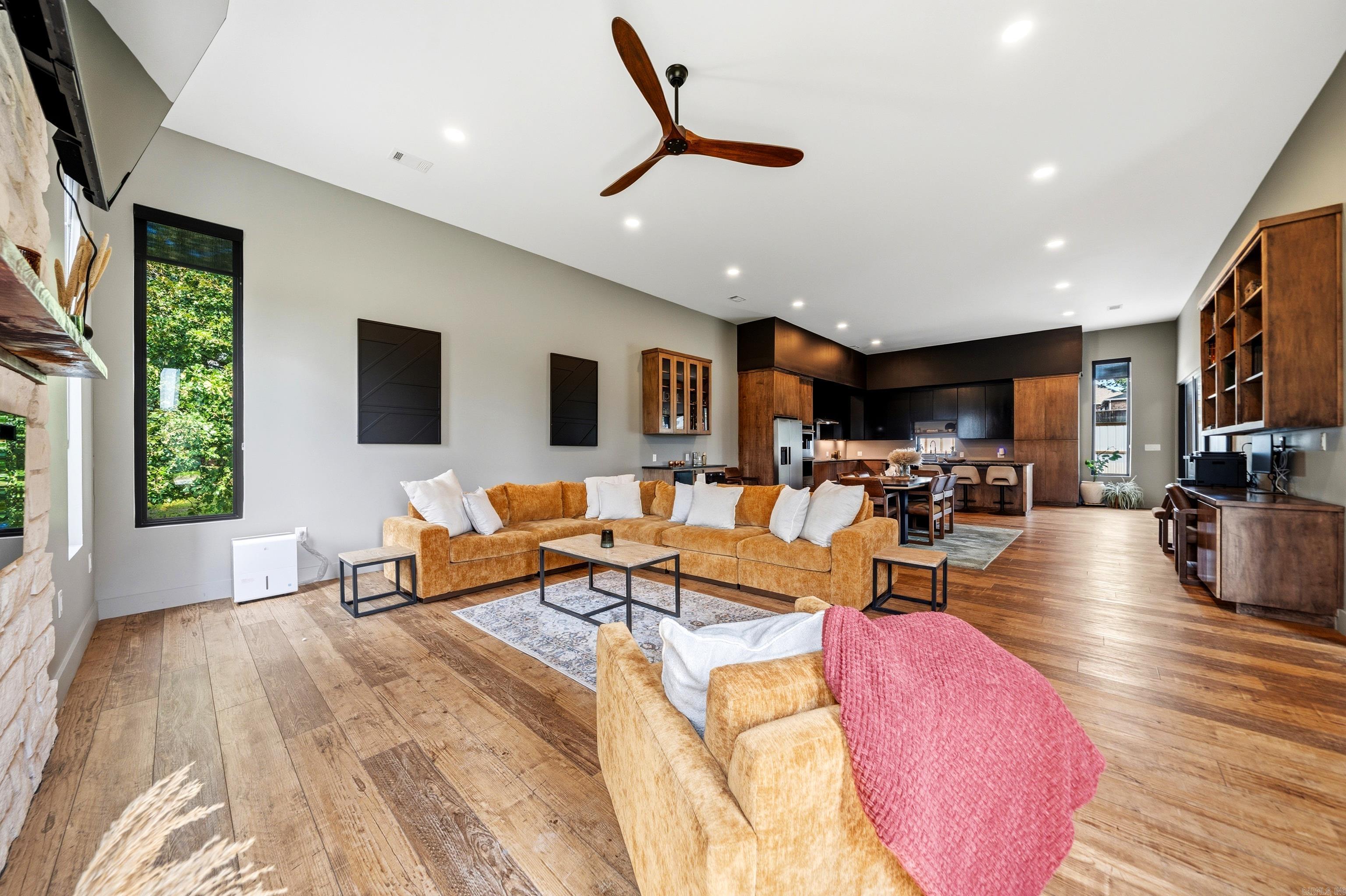 TANGLEWOOD ESTATES - Residential