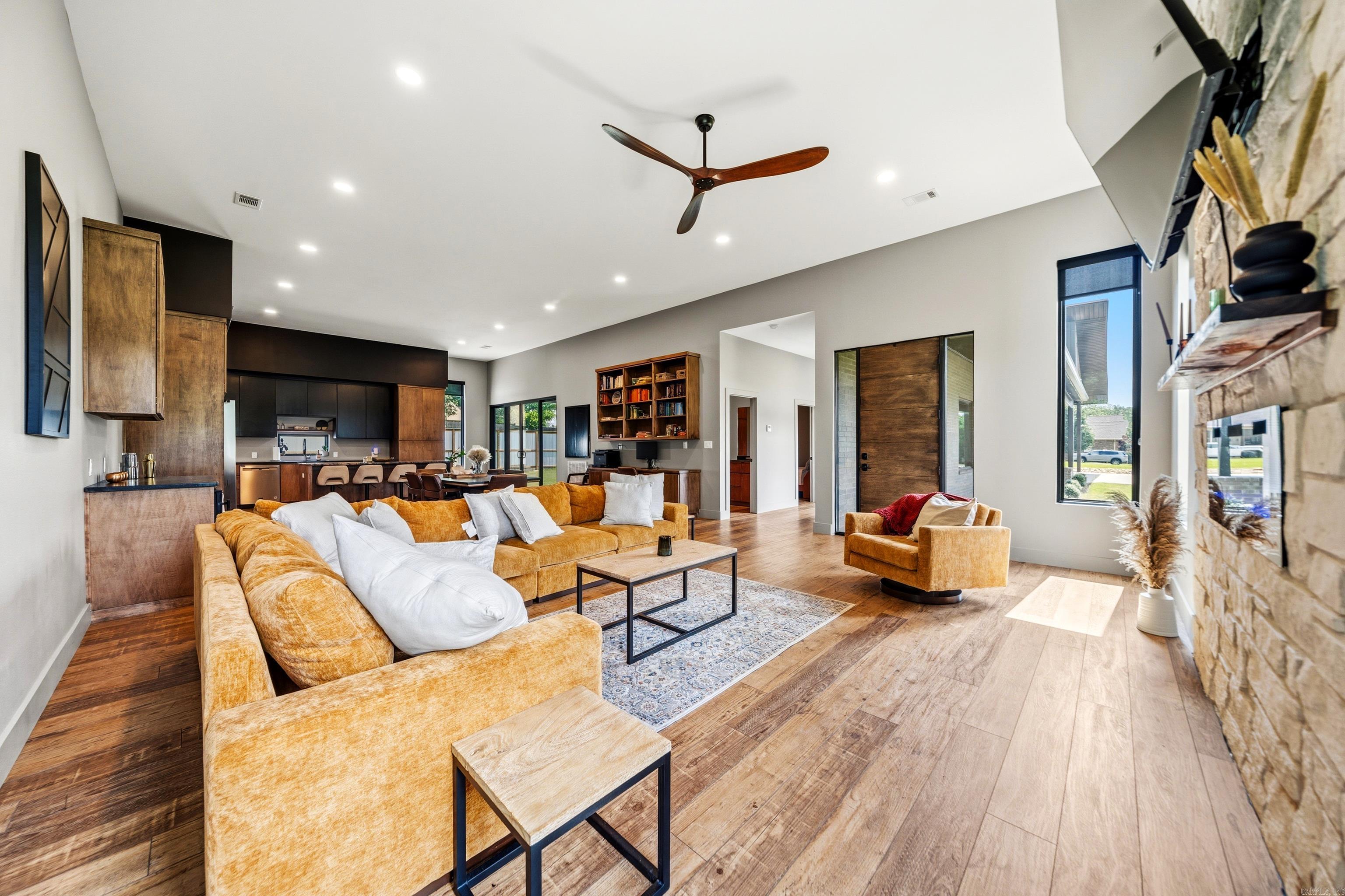 TANGLEWOOD ESTATES - Residential