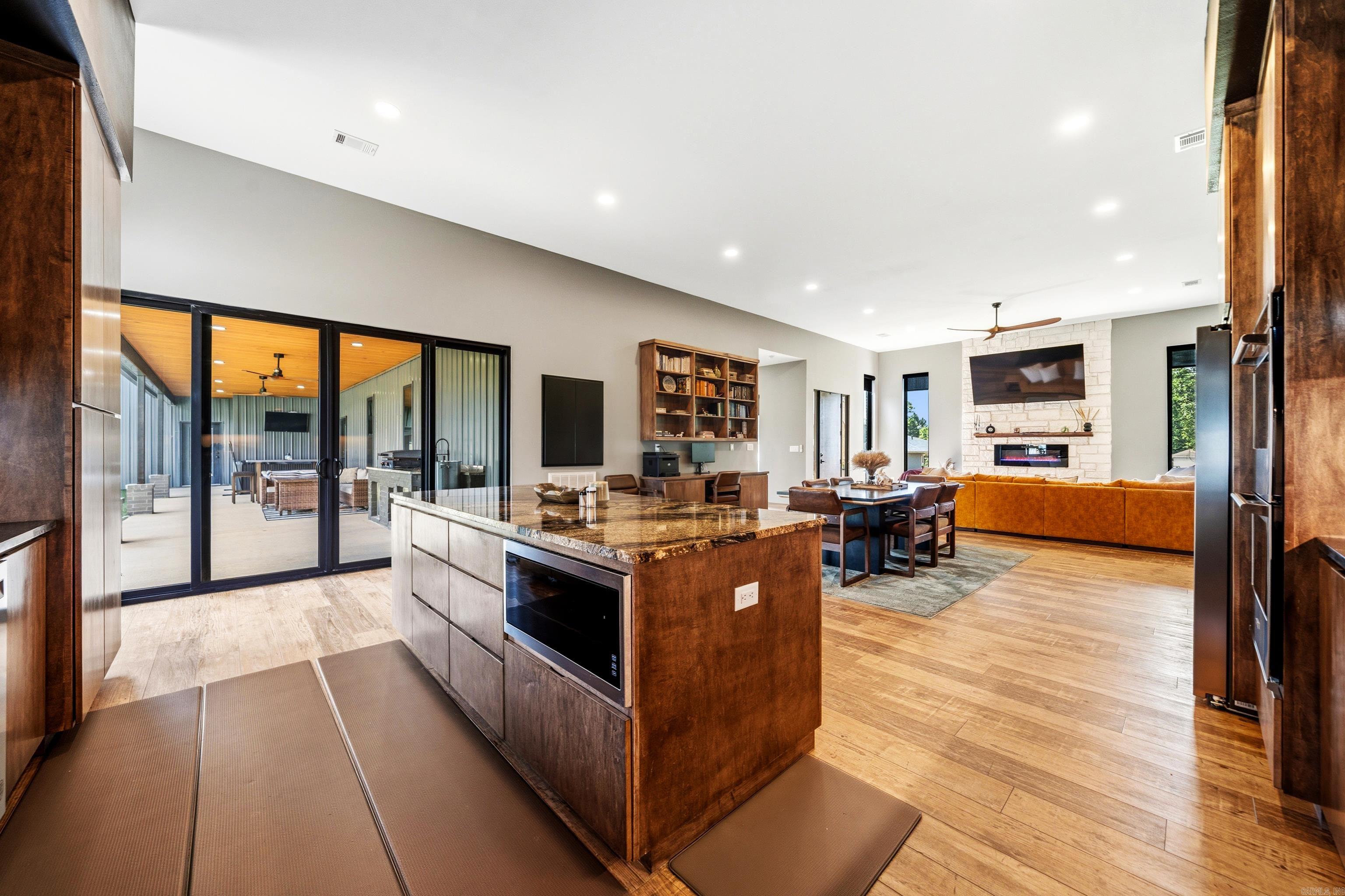 TANGLEWOOD ESTATES - Residential