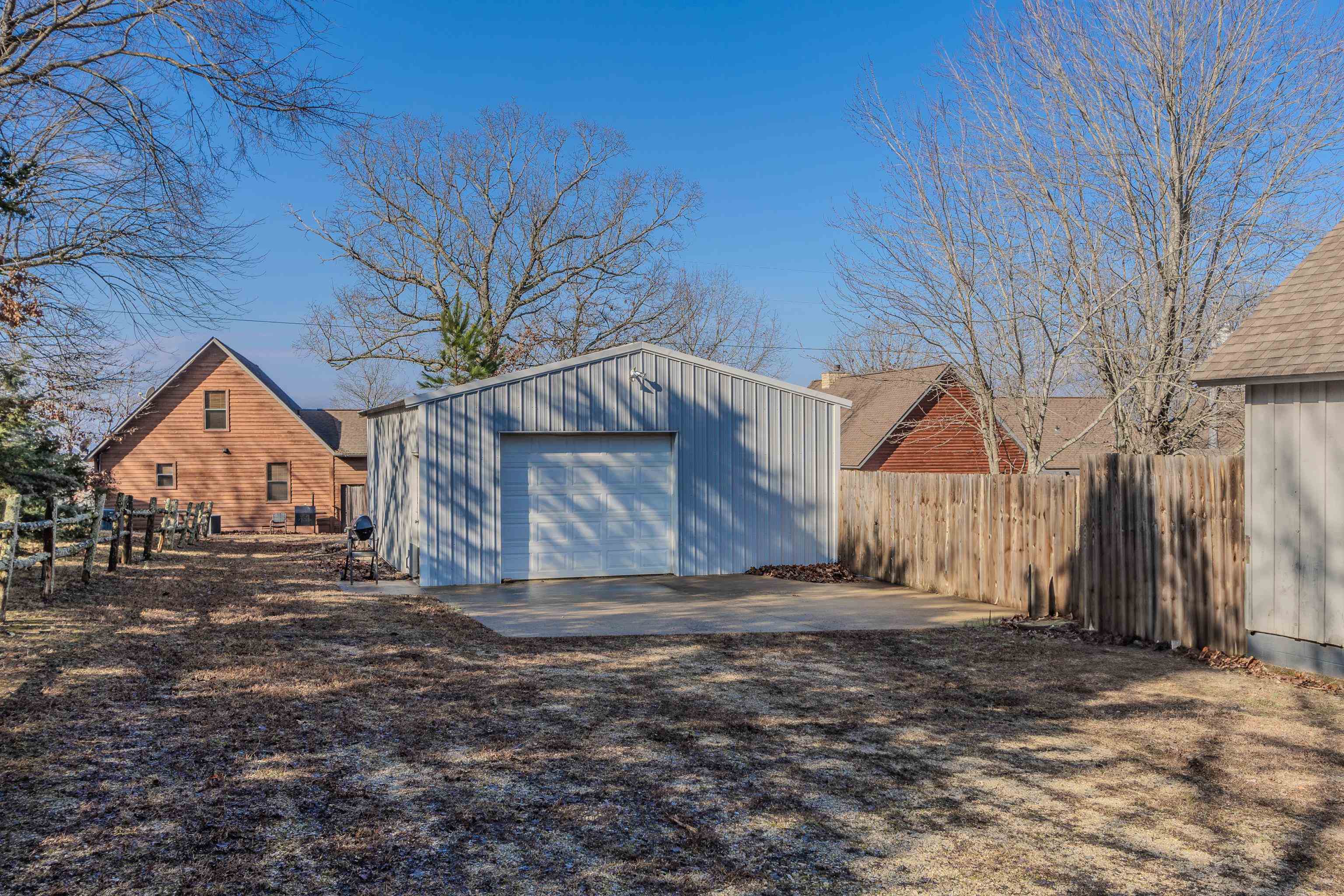 CEDAR CREST ACRES - Residential