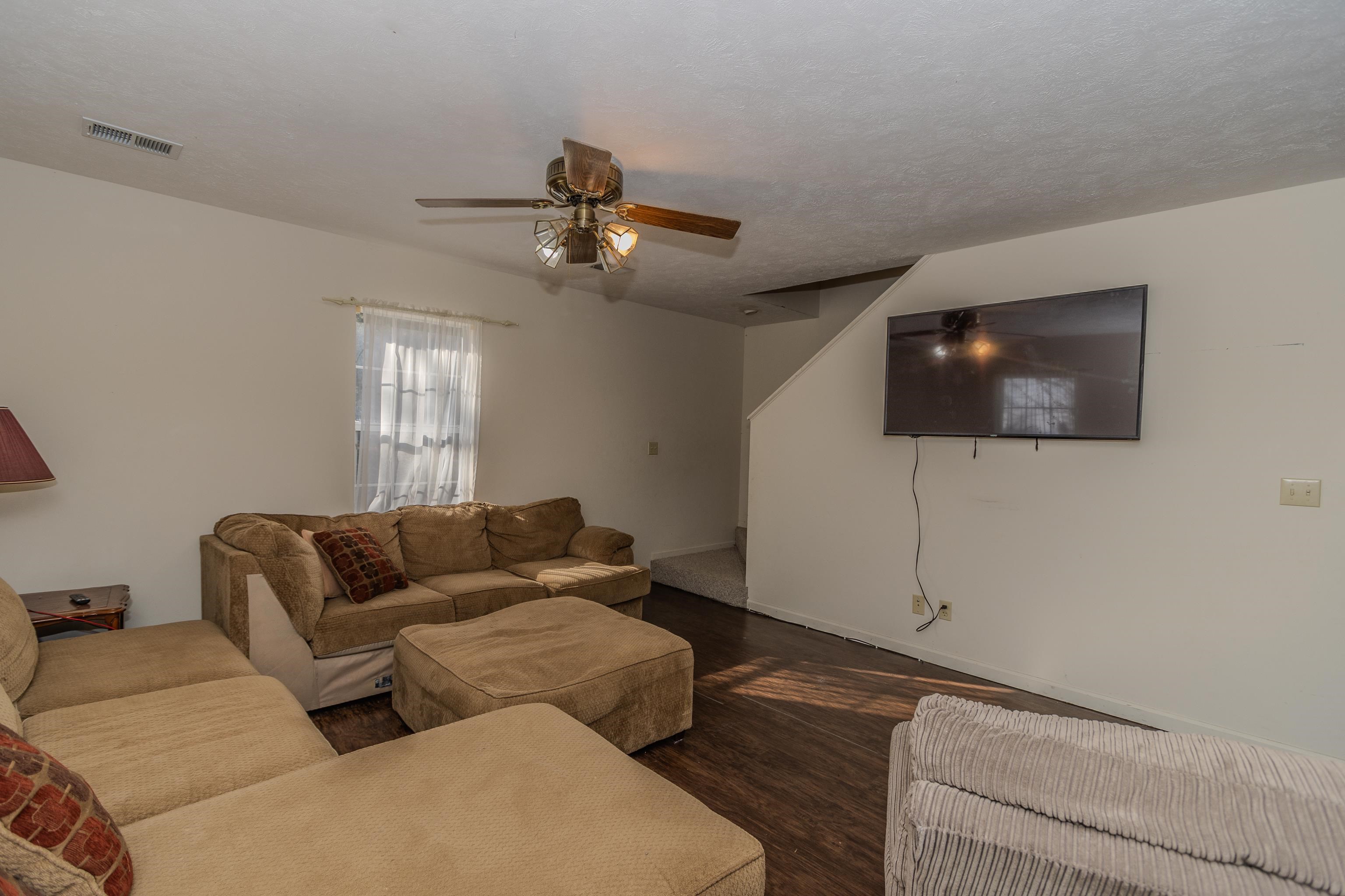 CEDAR CREST ACRES - Residential