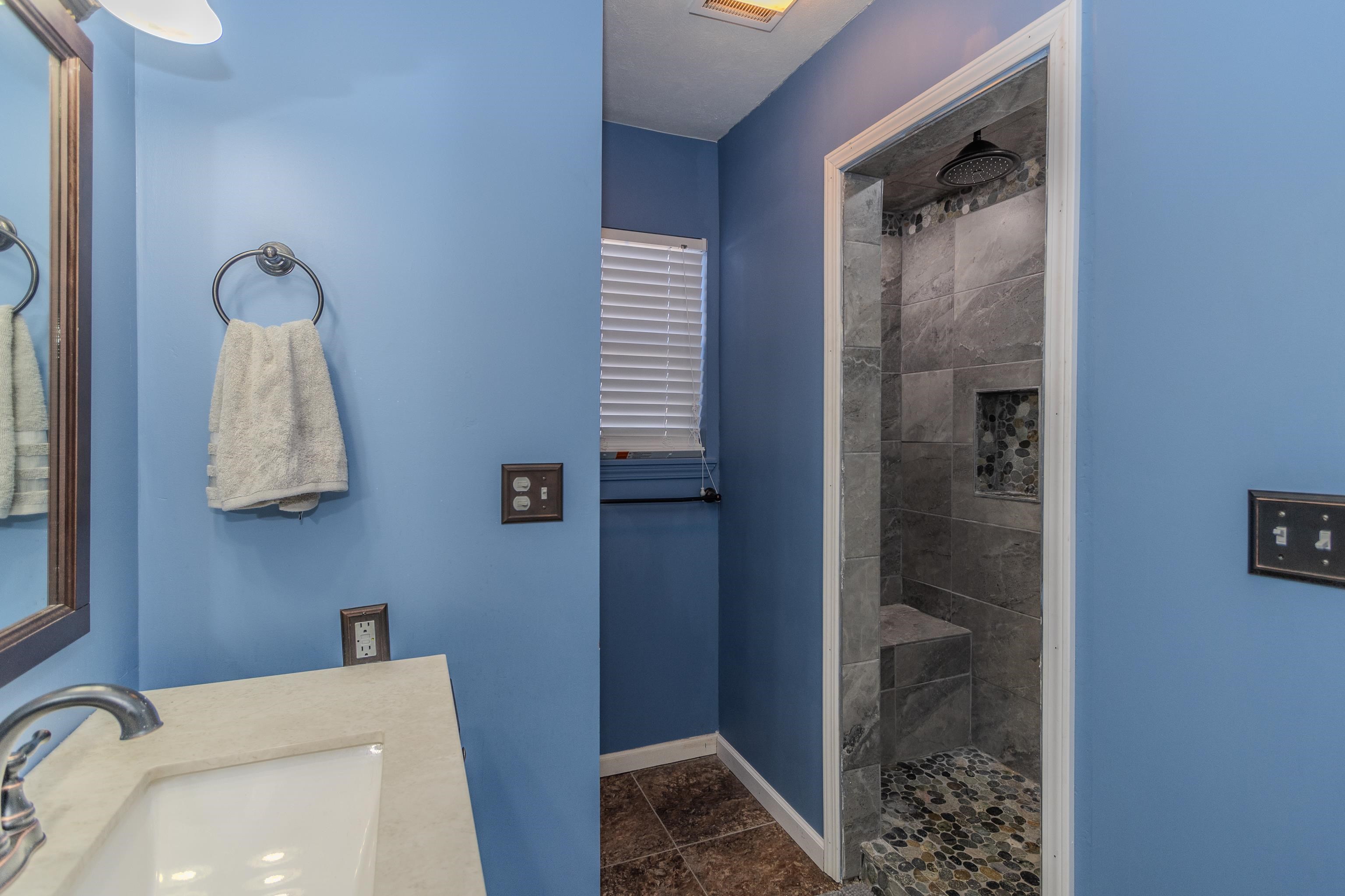 CEDAR CREST ACRES - Residential
