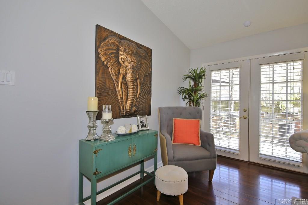 PARKWAY PLACE - Residential